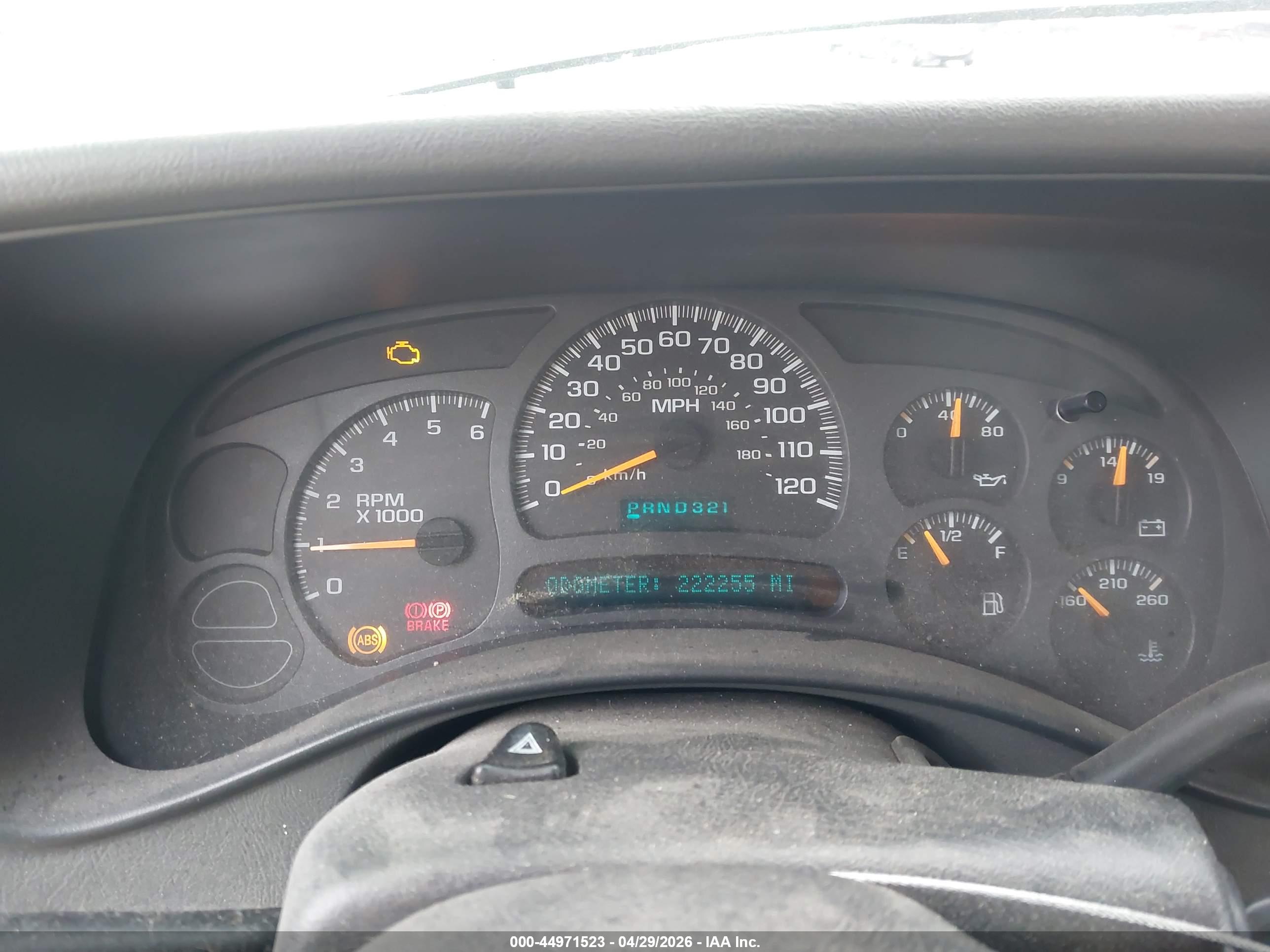 CHEVROLET SILVERADO image 7