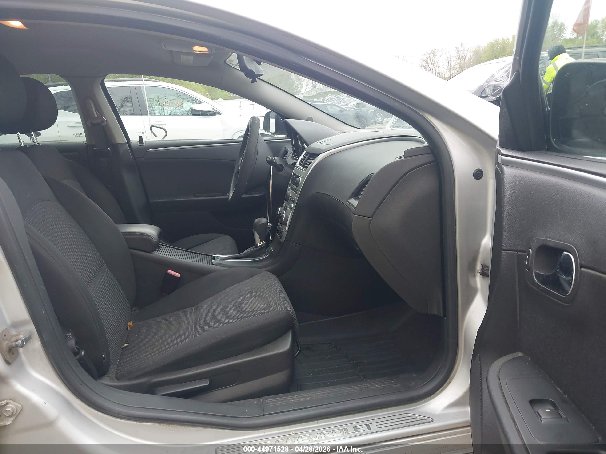 CHEVROLET MALIBU image 5