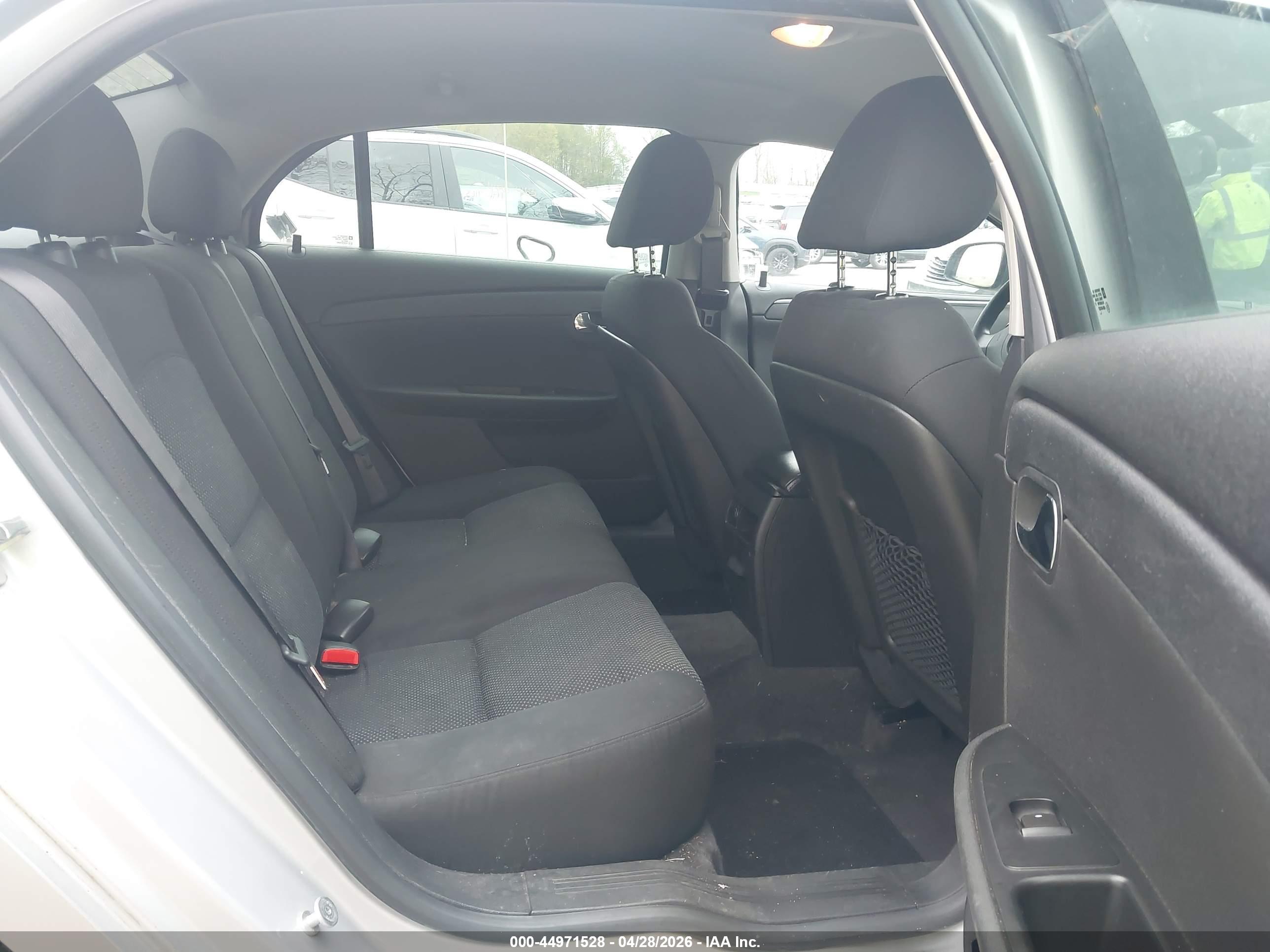 CHEVROLET MALIBU image 8