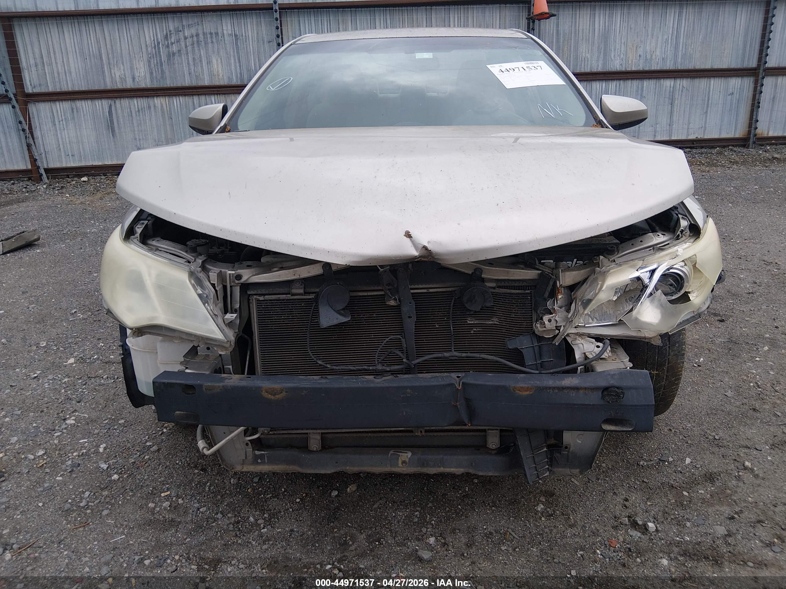 TOYOTA CAMRY image 6