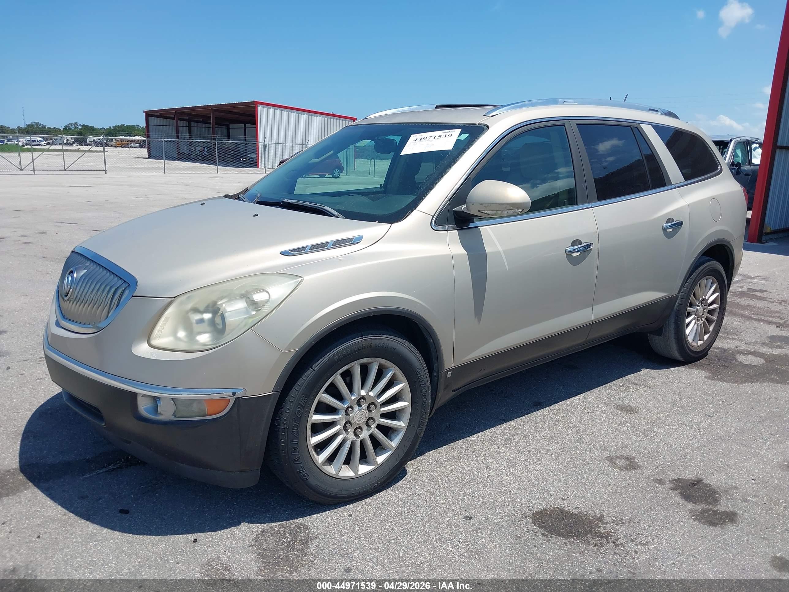 BUICK ENCLAVE image 2