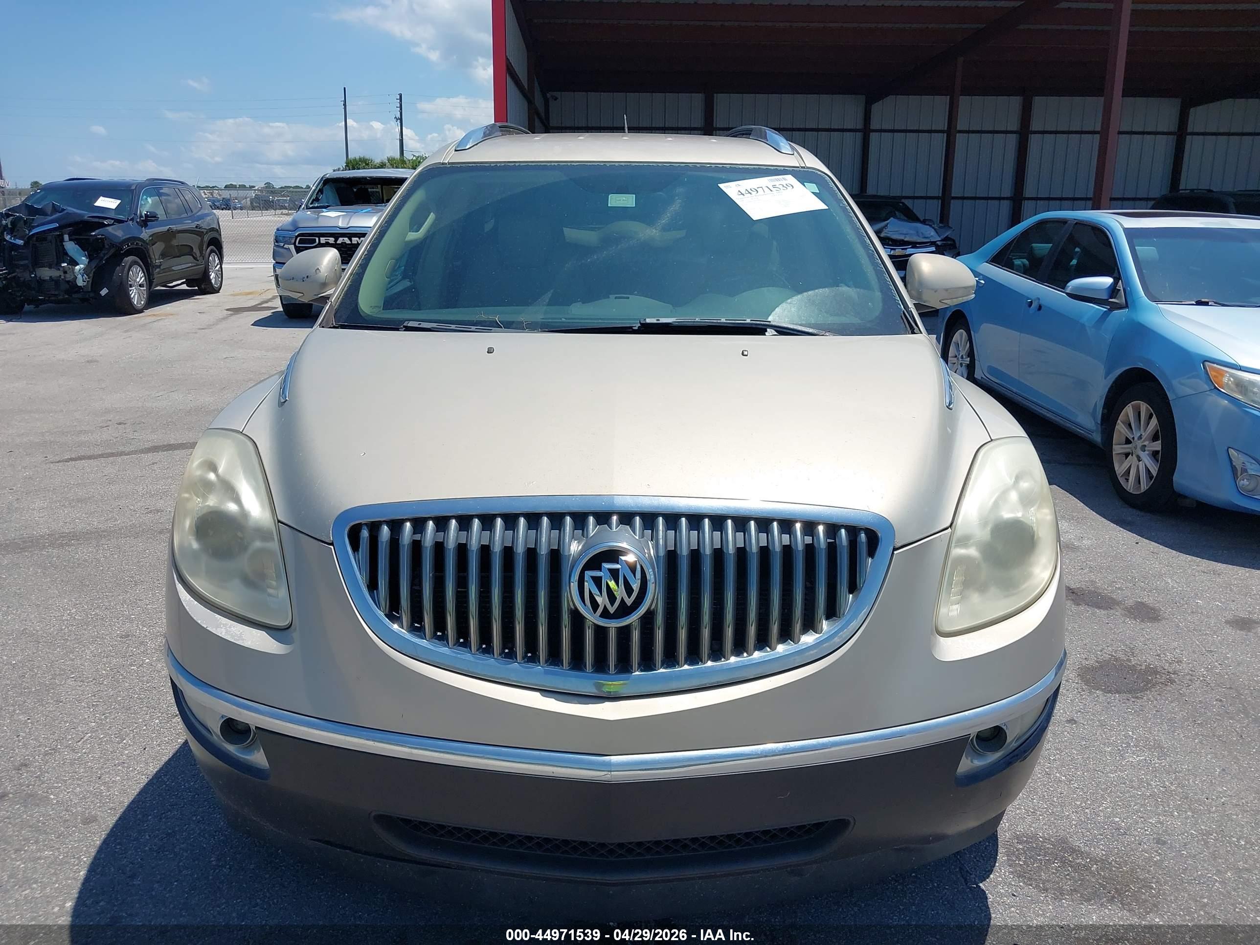 BUICK ENCLAVE image 6