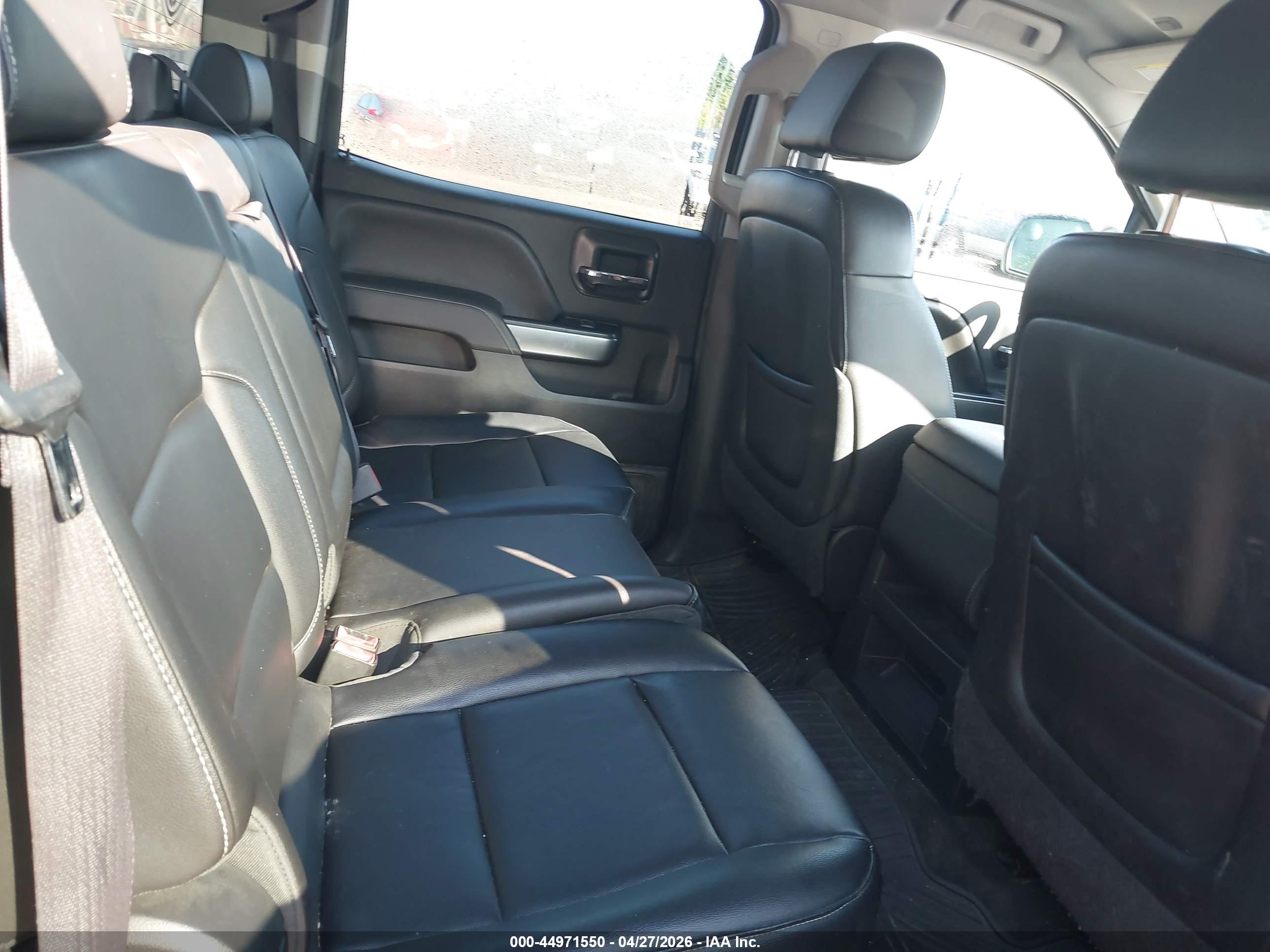 CHEVROLET SILVERADO image 8