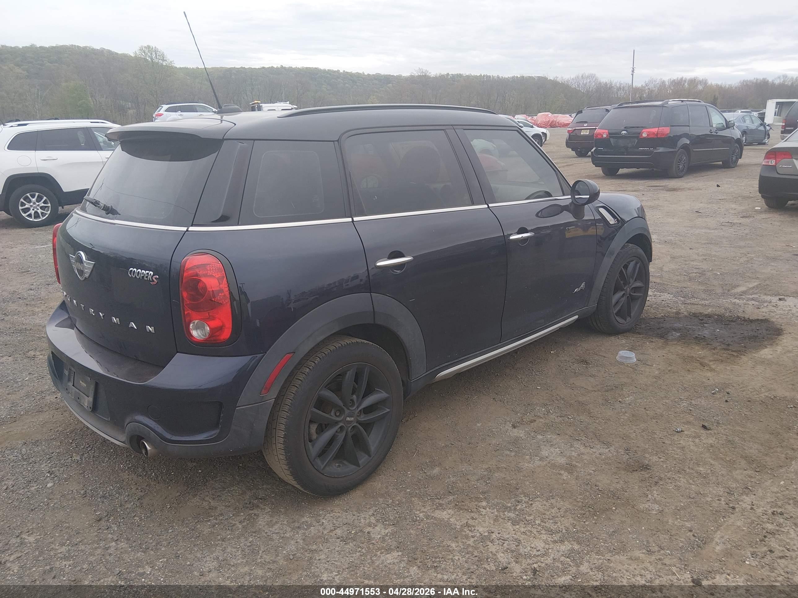 MINI COUNTRYMAN image 4