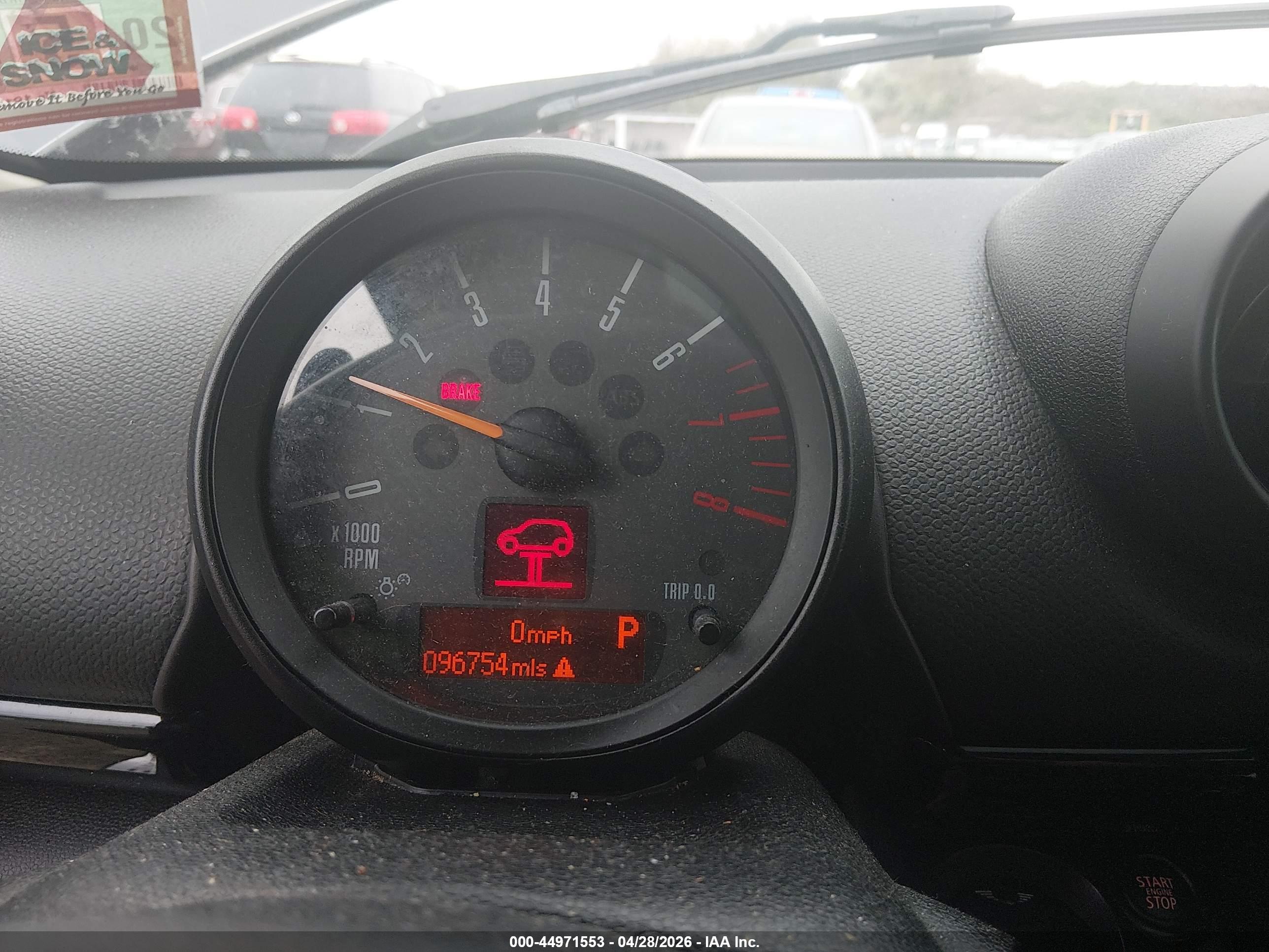 MINI COUNTRYMAN image 7