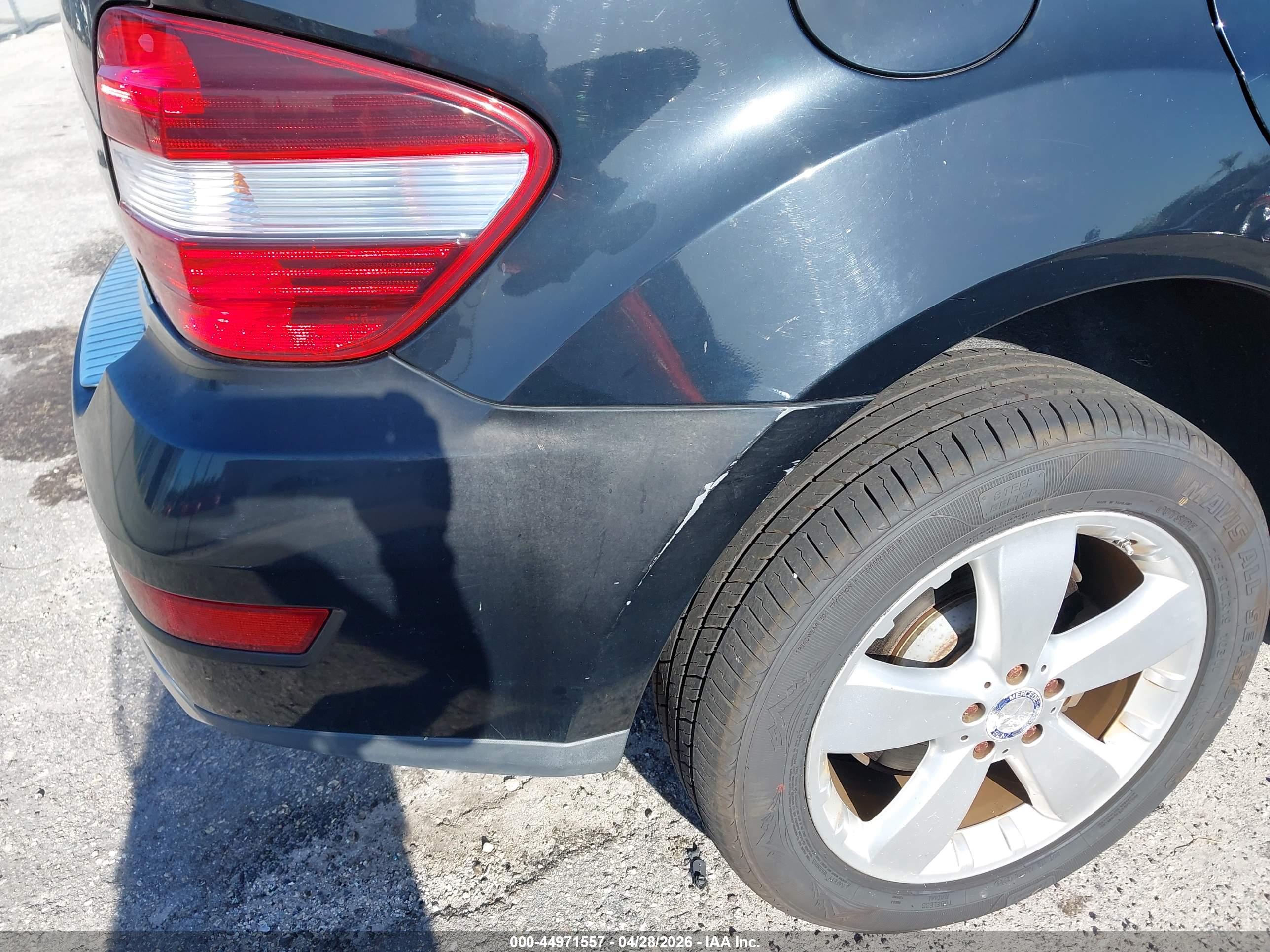 MERCEDES-BENZ ML image 6