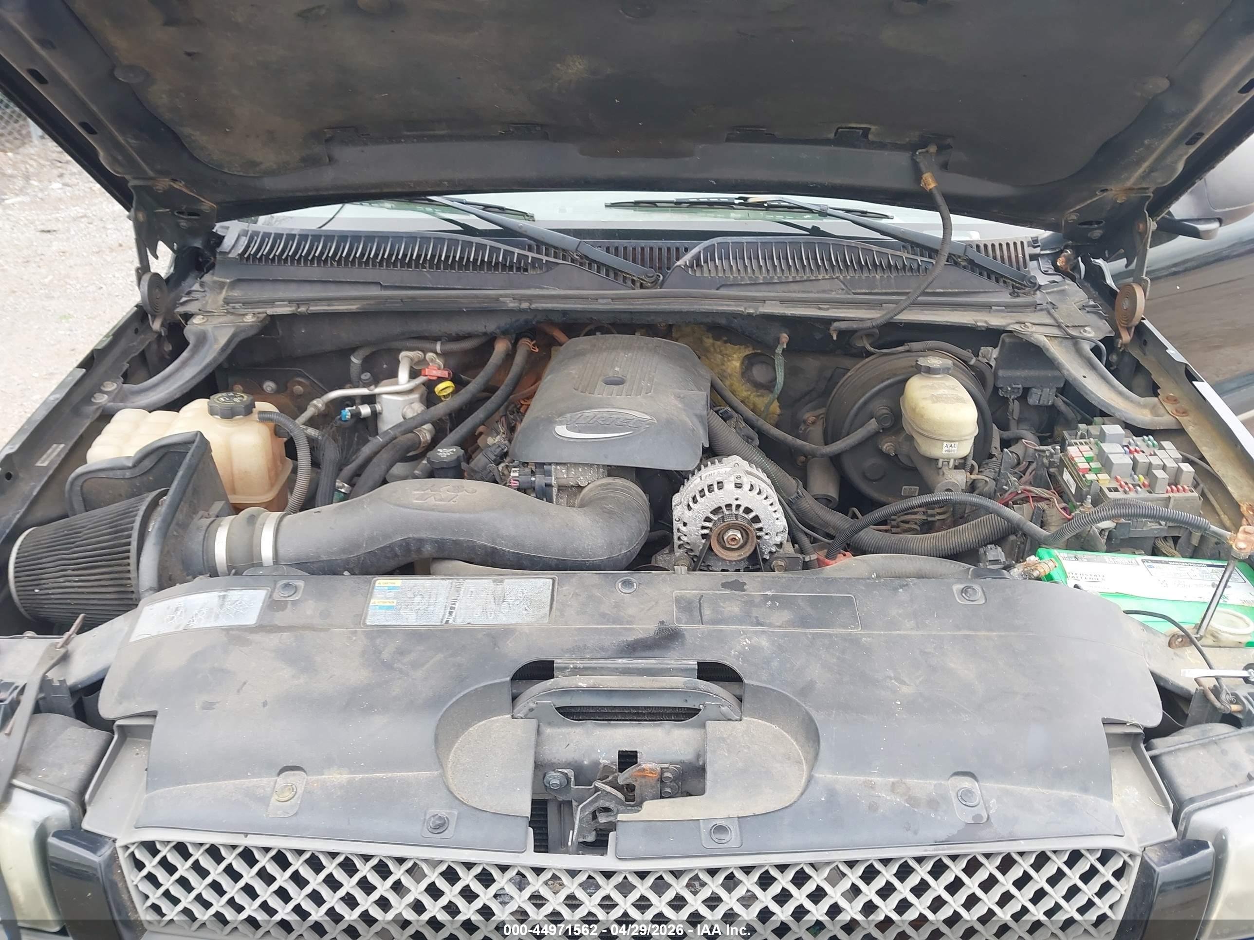 CHEVROLET SILVERADO image 10