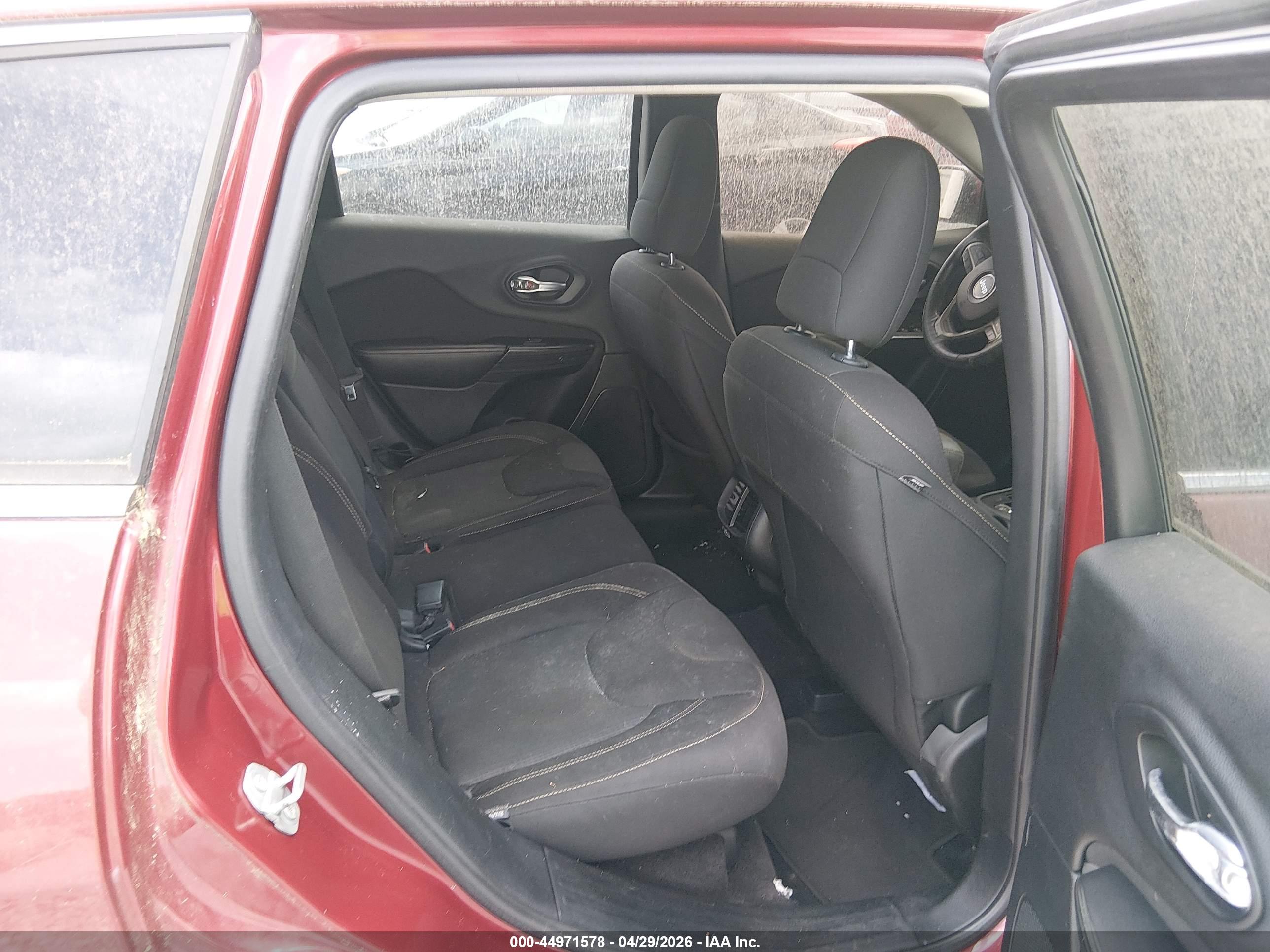 JEEP CHEROKEE image 8
