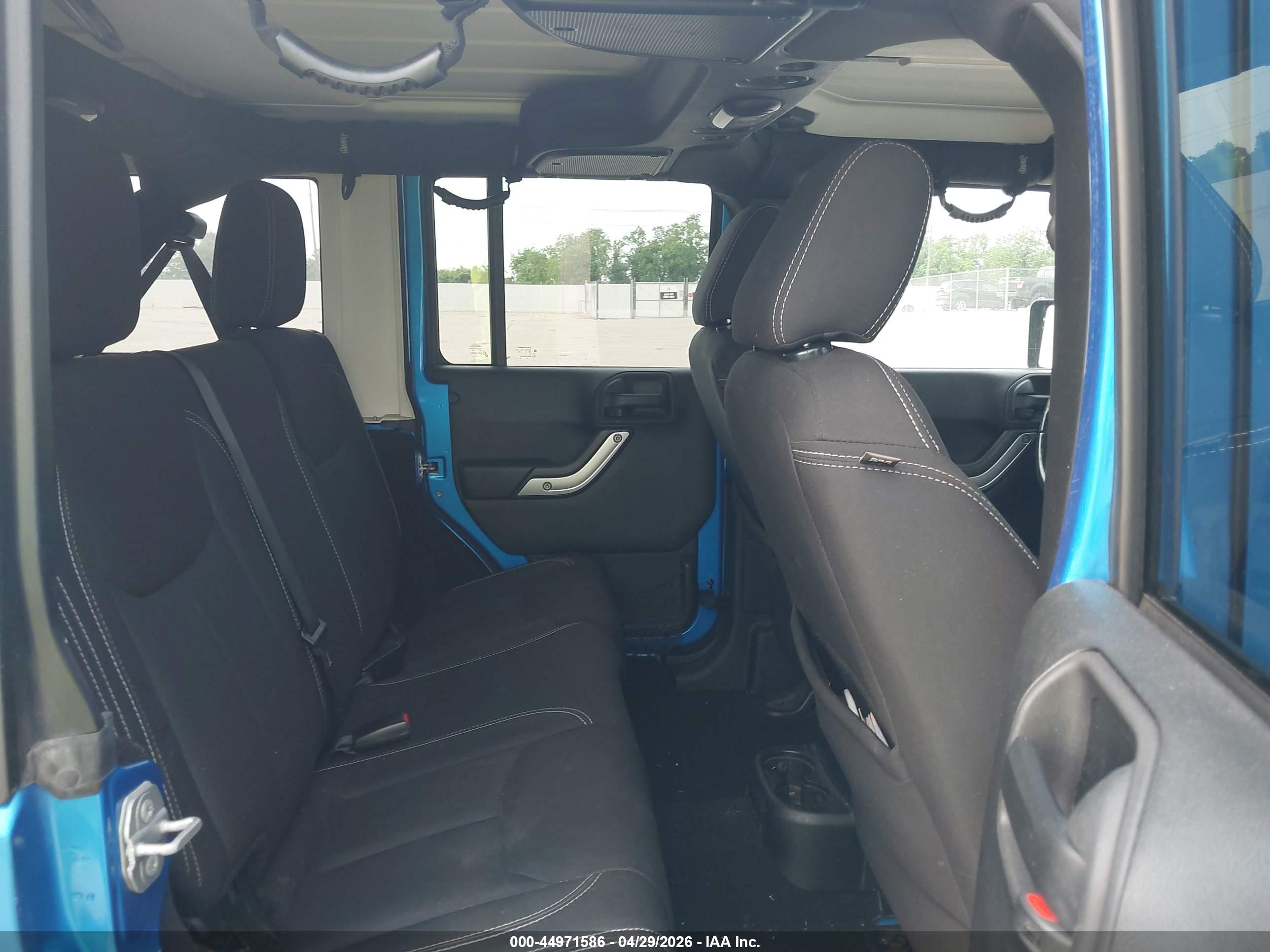 JEEP WRANGLER image 8