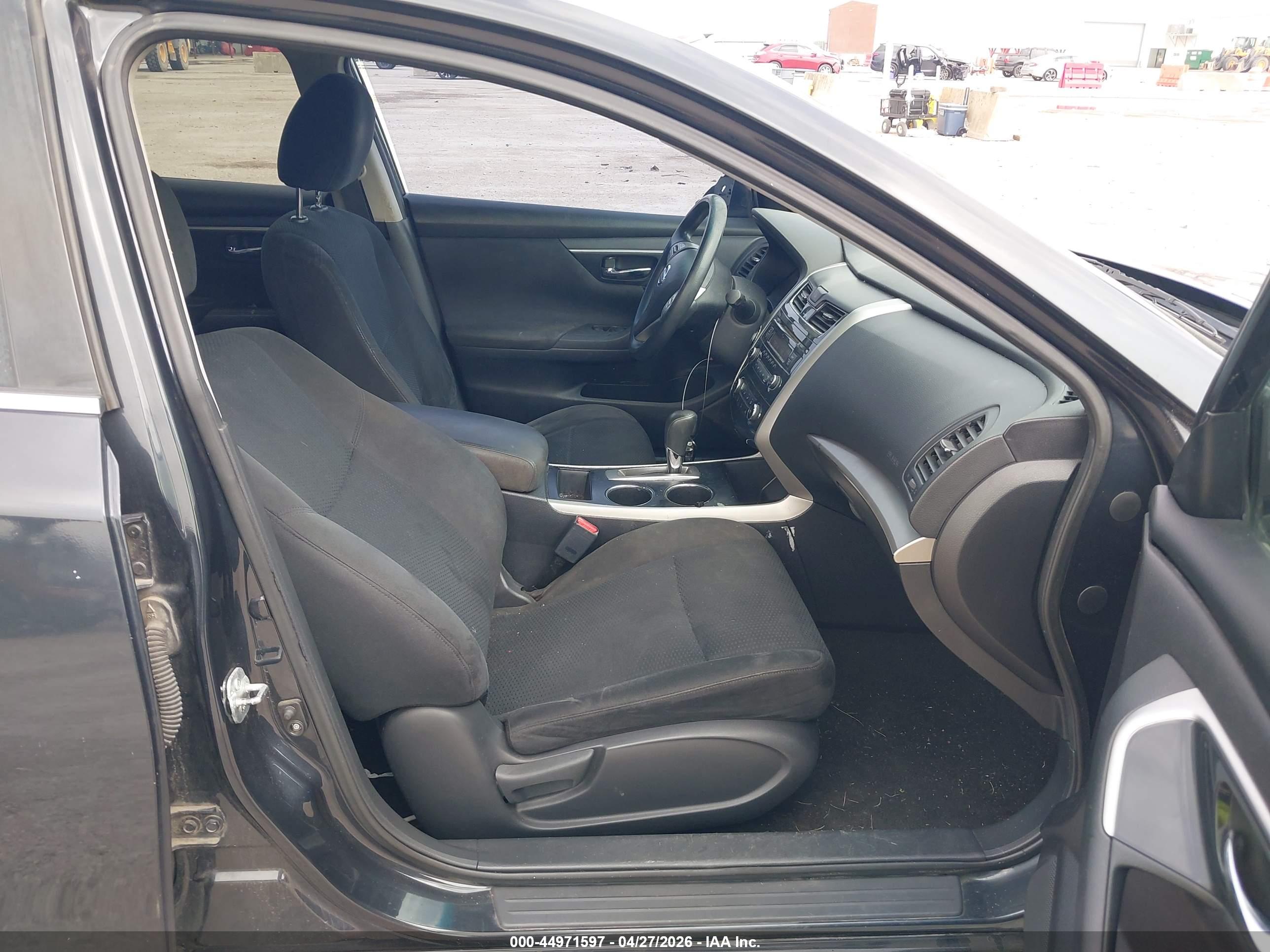 NISSAN ALTIMA image 5