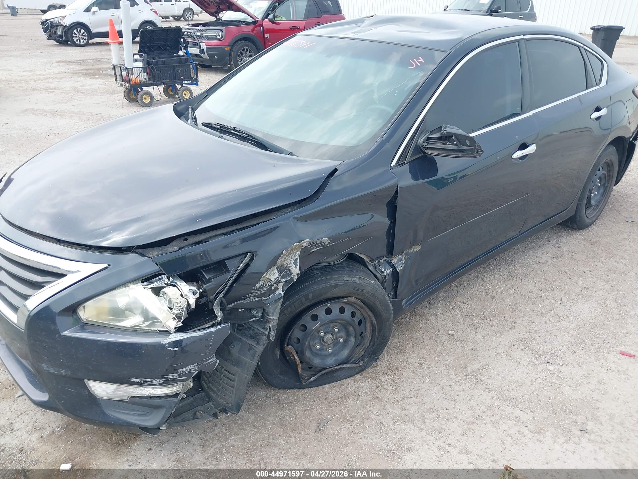 NISSAN ALTIMA image 6