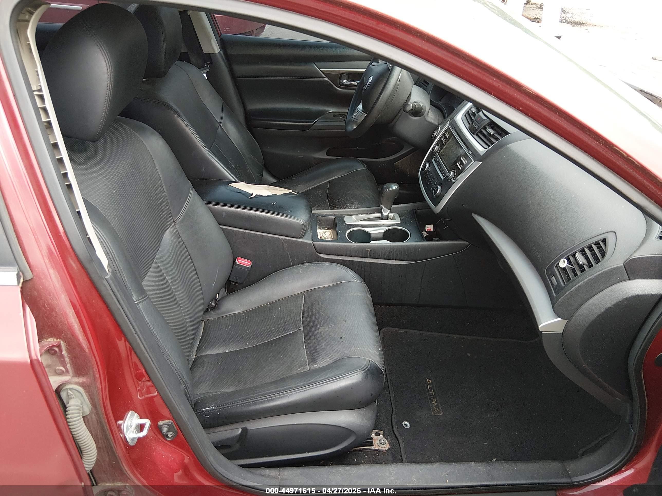 NISSAN ALTIMA image 5