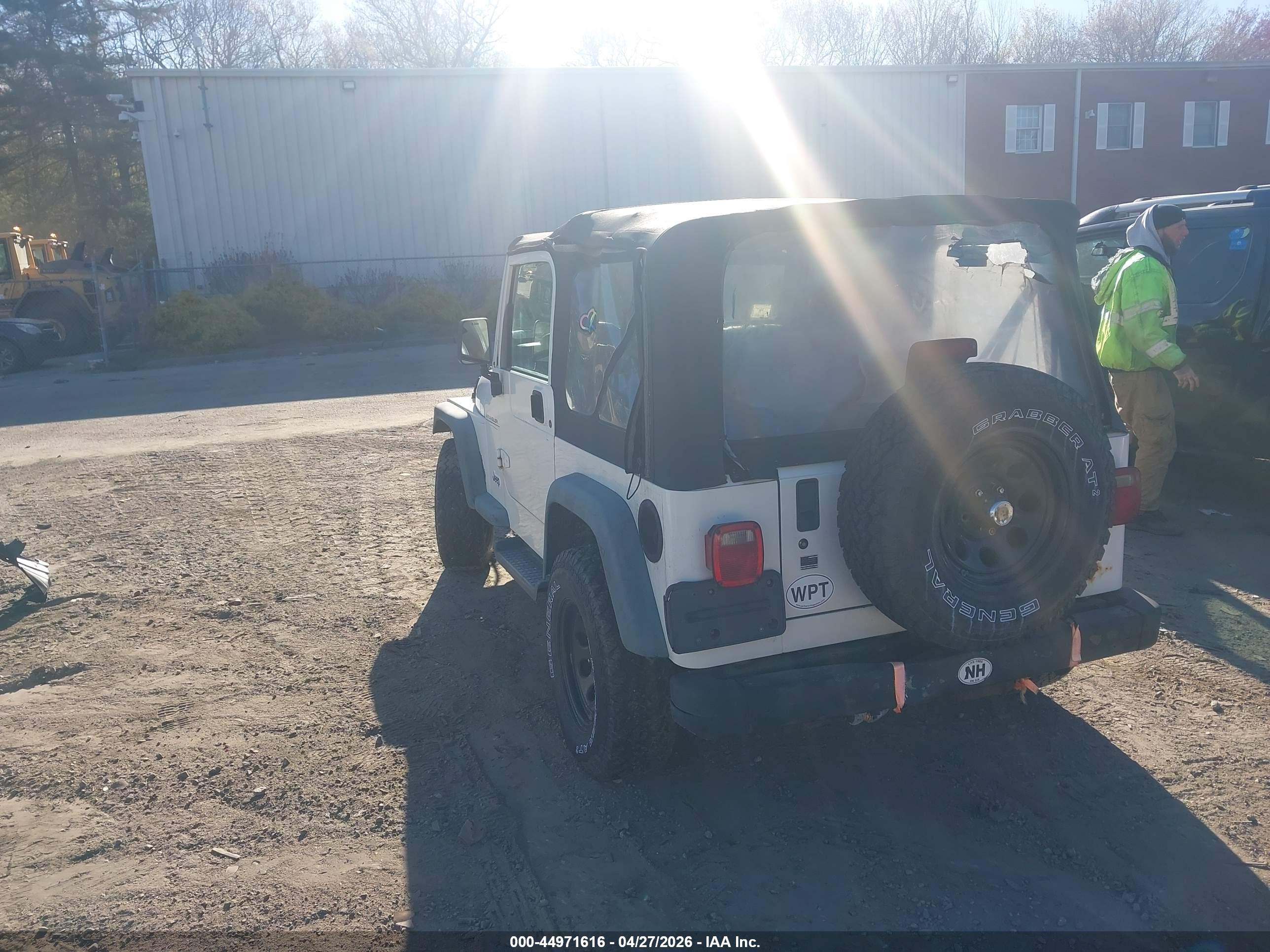 JEEP WRANGLER image 3