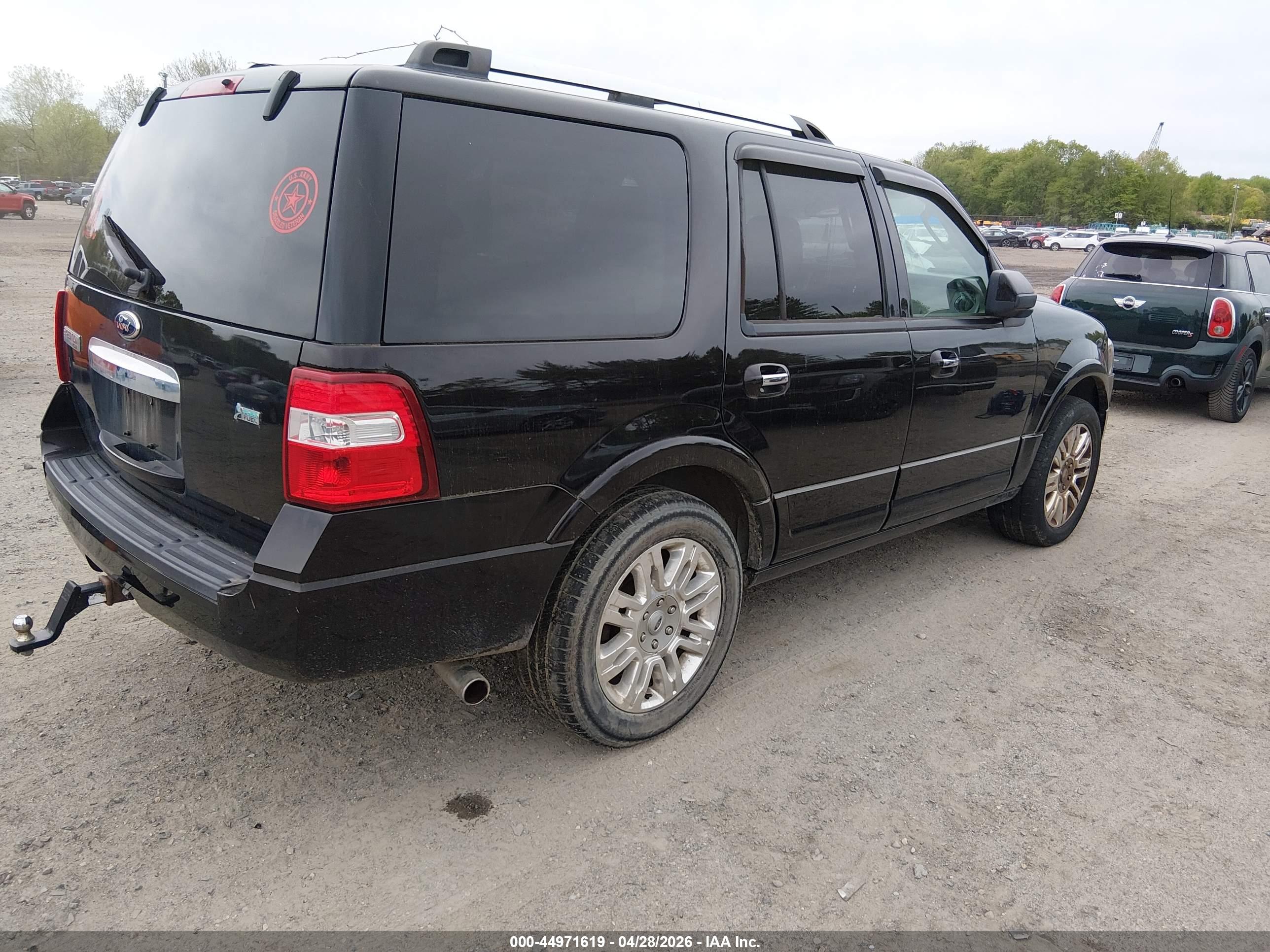 FORD EXPEDITION image 4