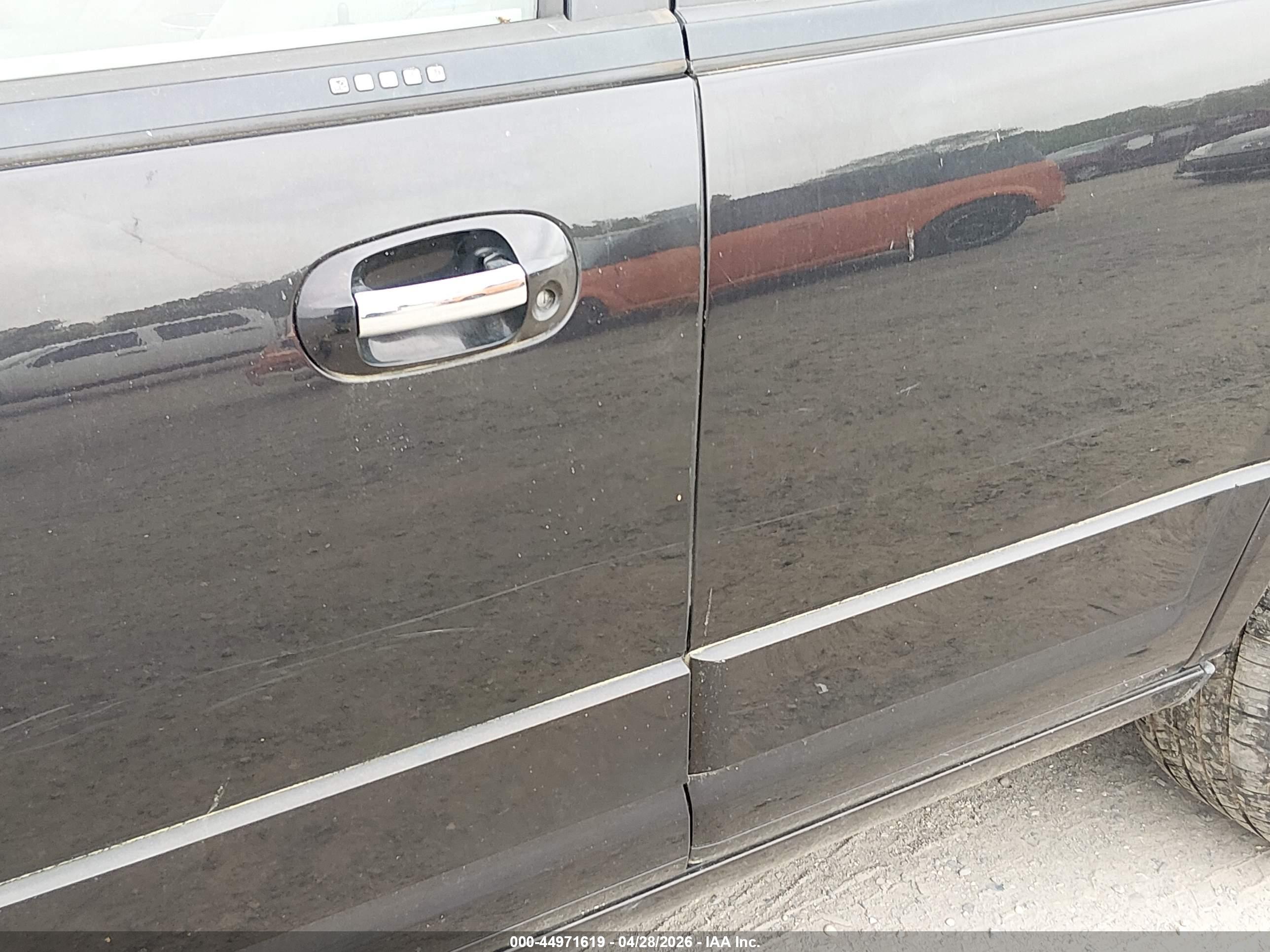 FORD EXPEDITION image 6