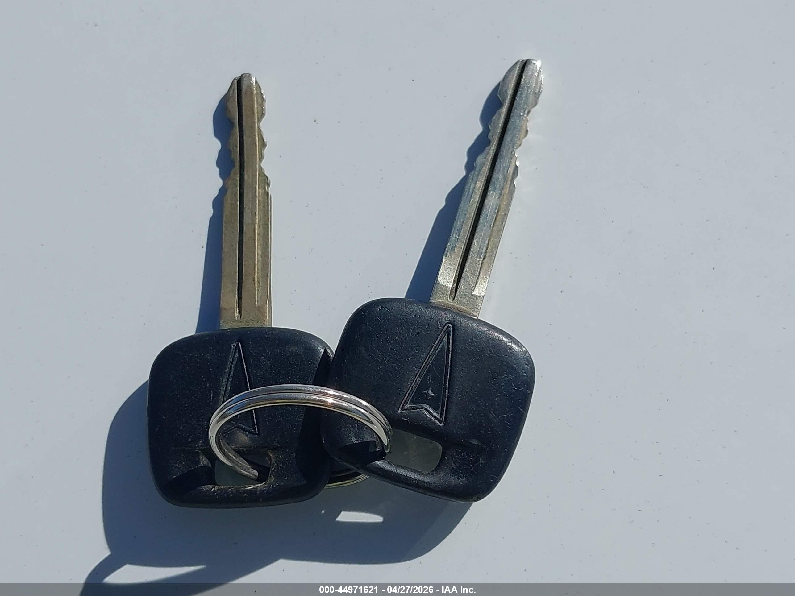 PONTIAC VIBE image 11