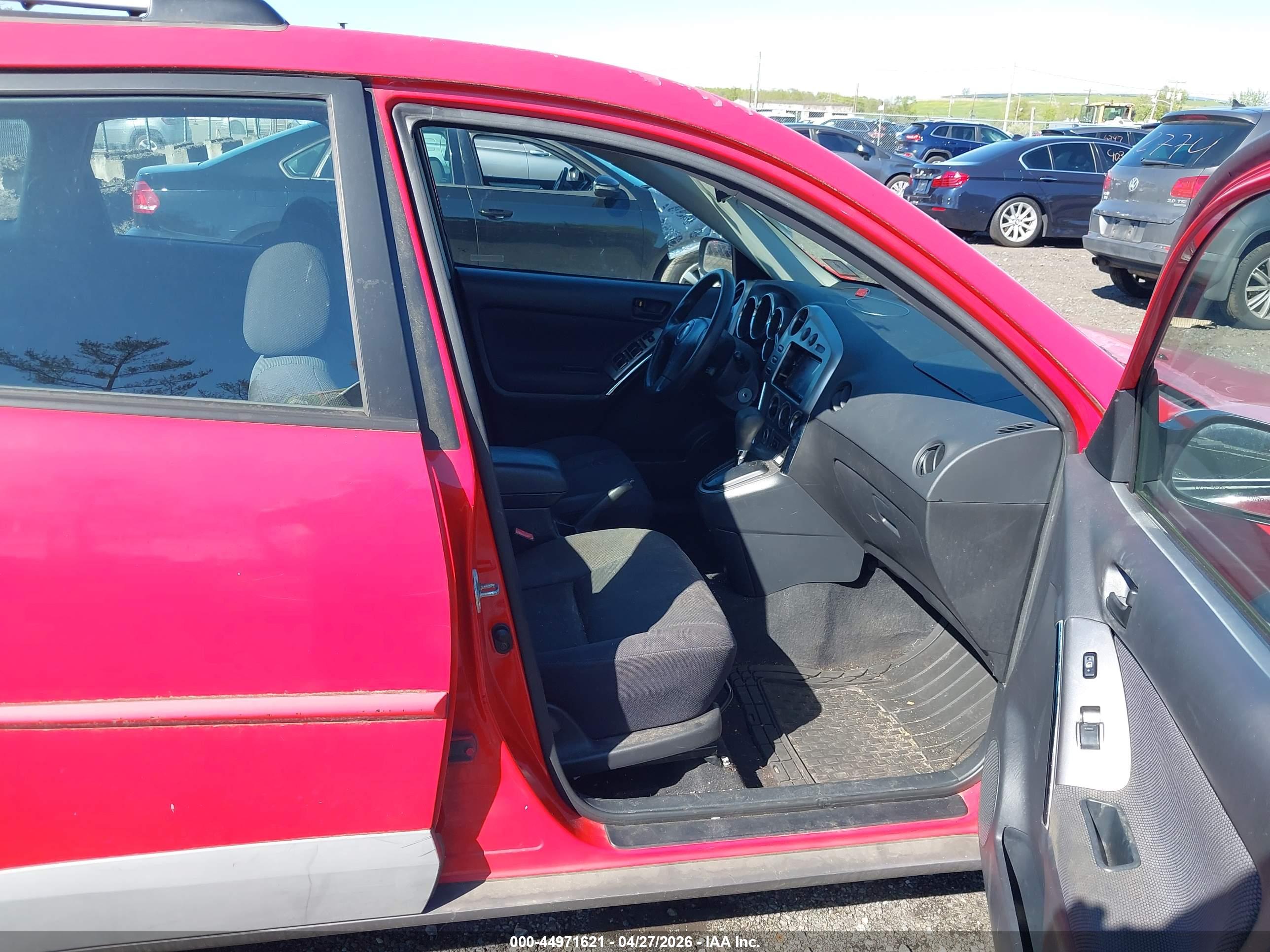 PONTIAC VIBE image 5