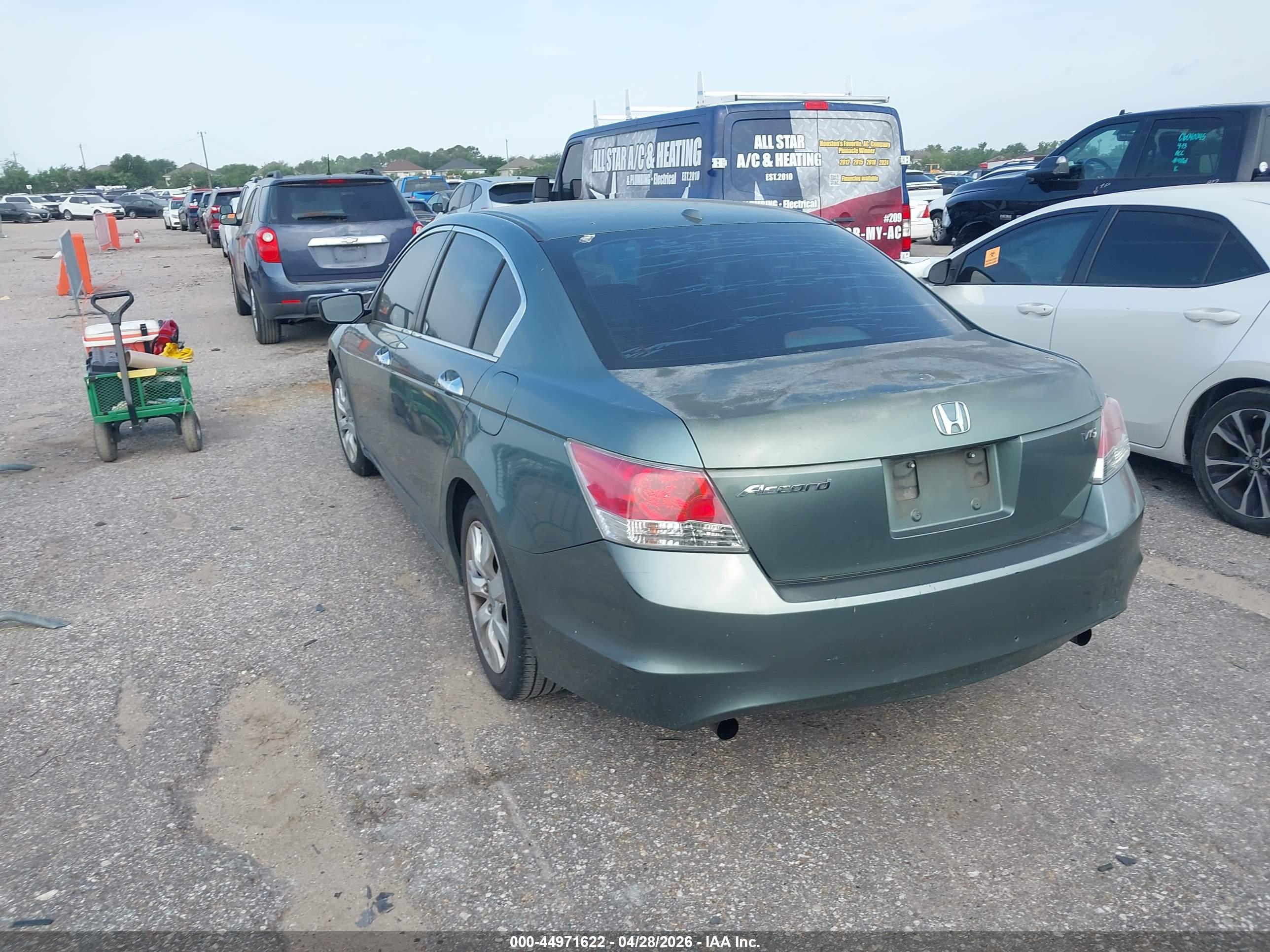 HONDA ACCORD image 3