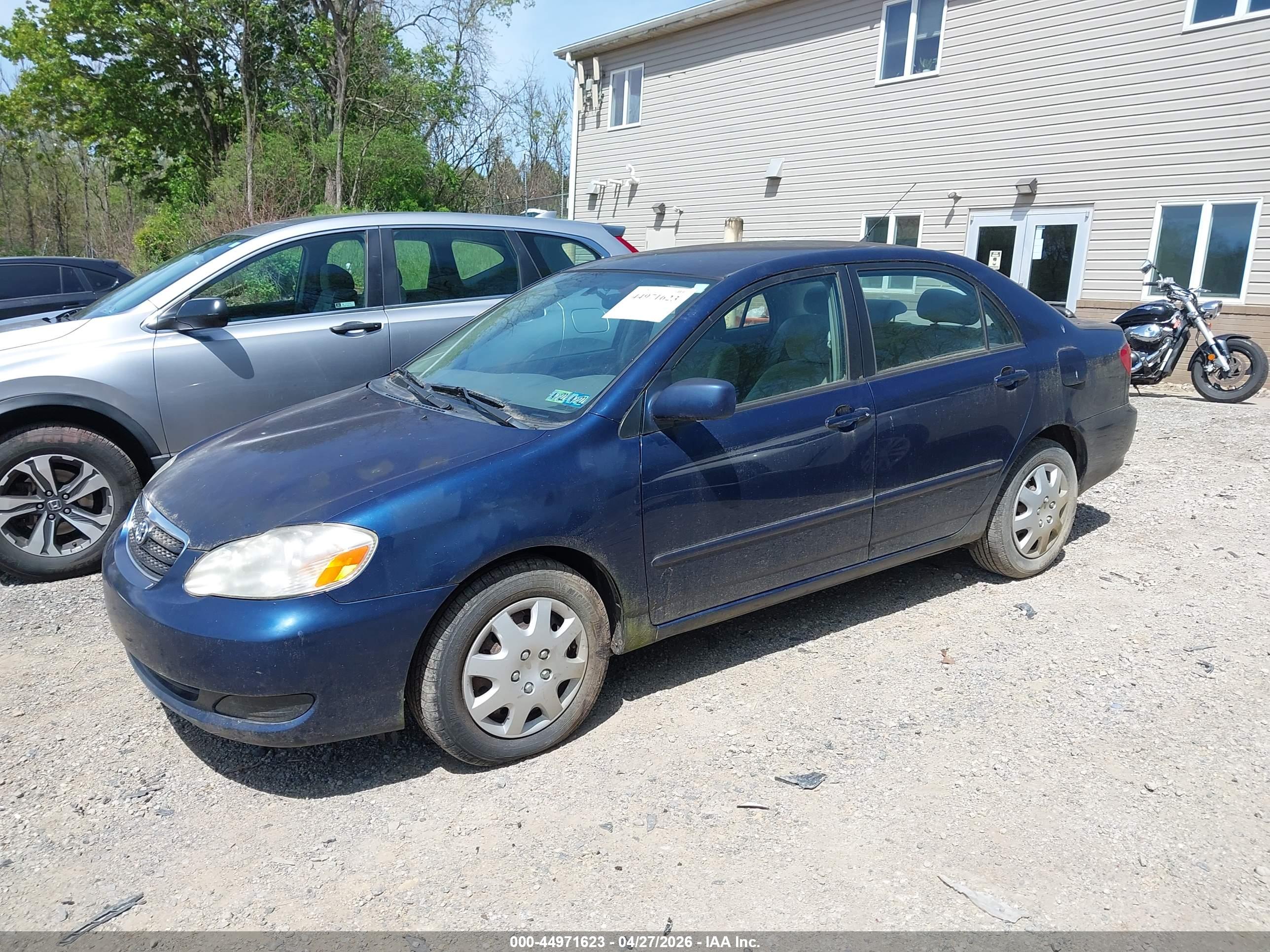 TOYOTA COROLLA image 2