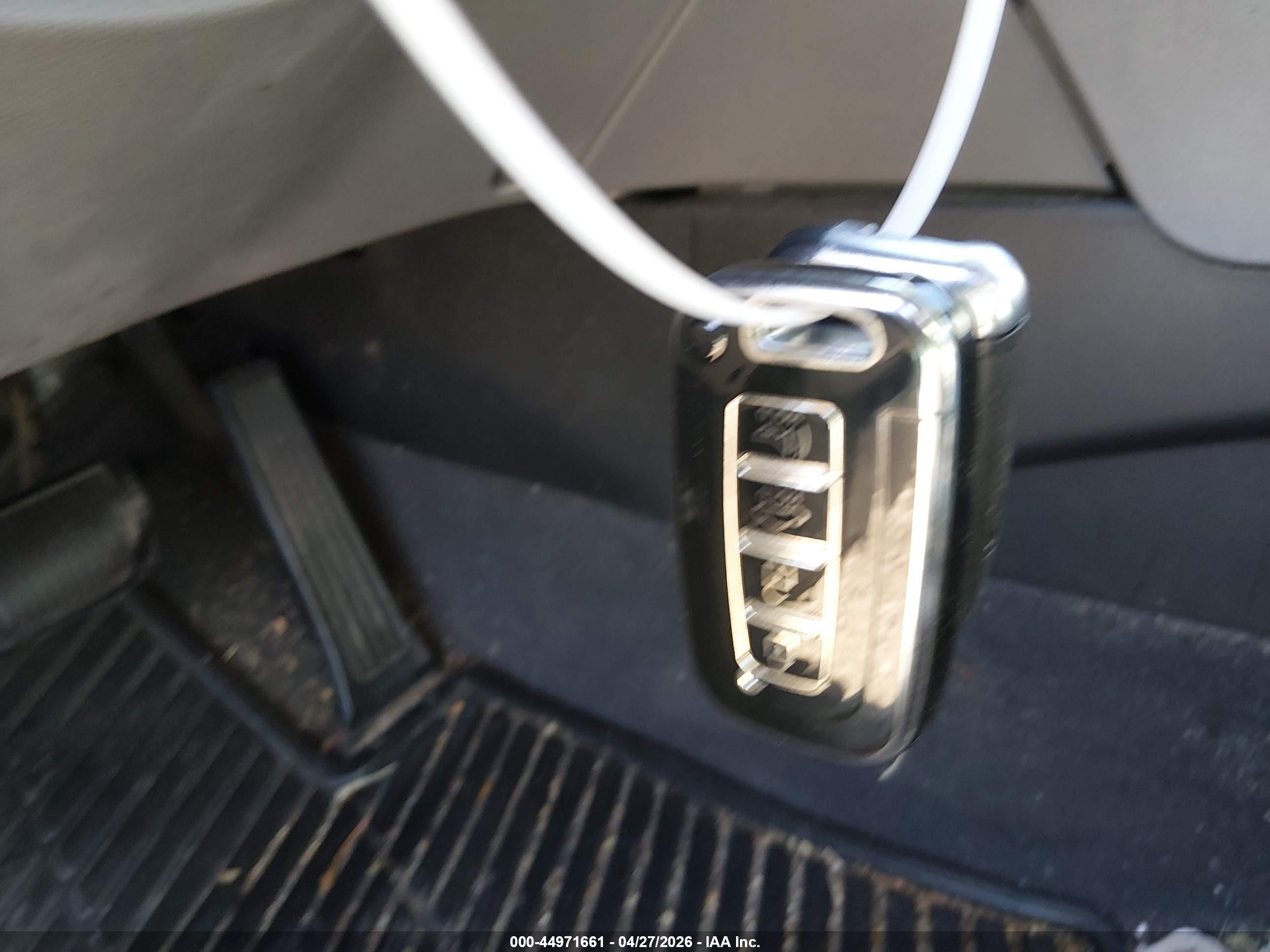 HYUNDAI SONATA image 11