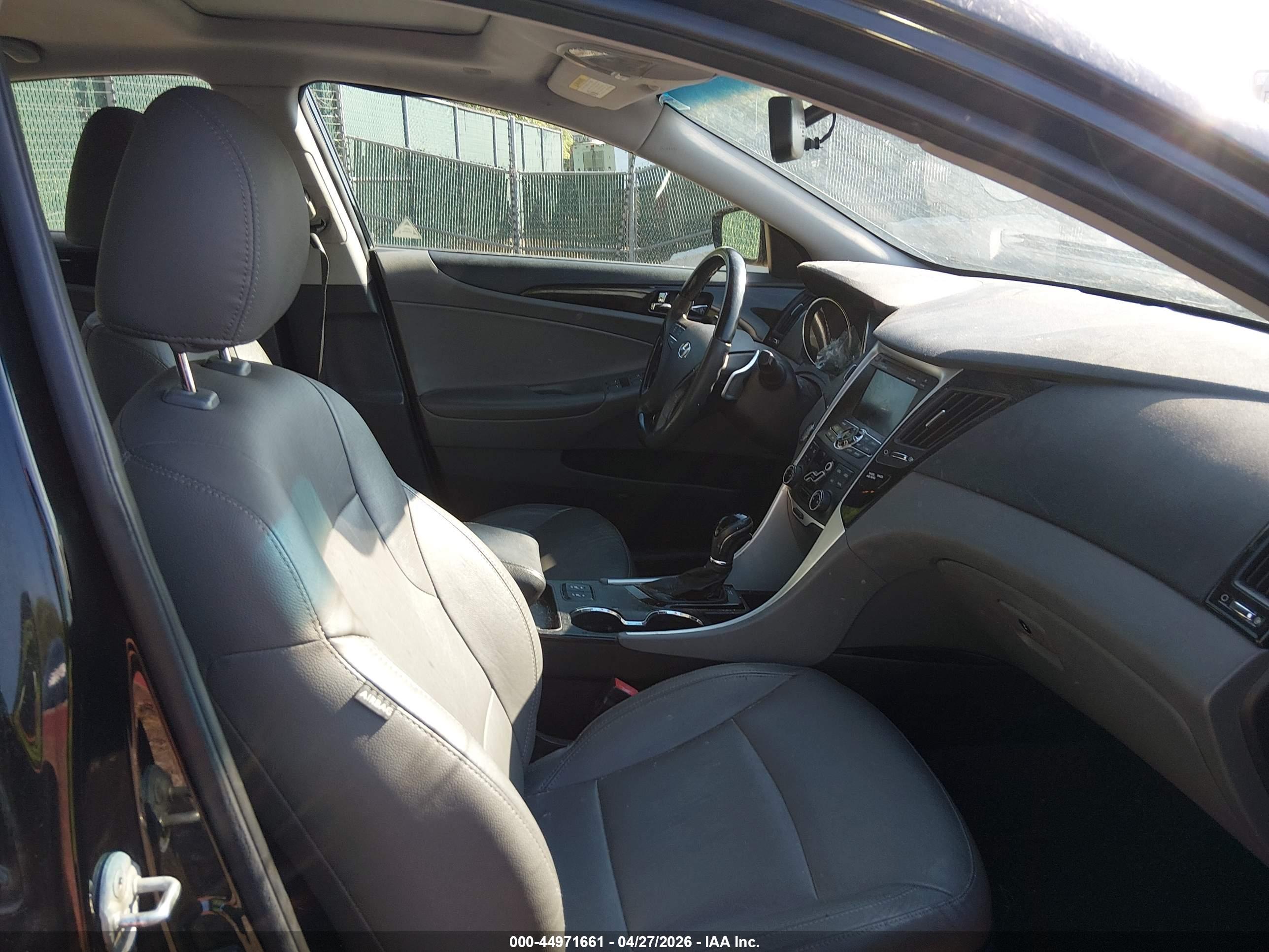 HYUNDAI SONATA image 5
