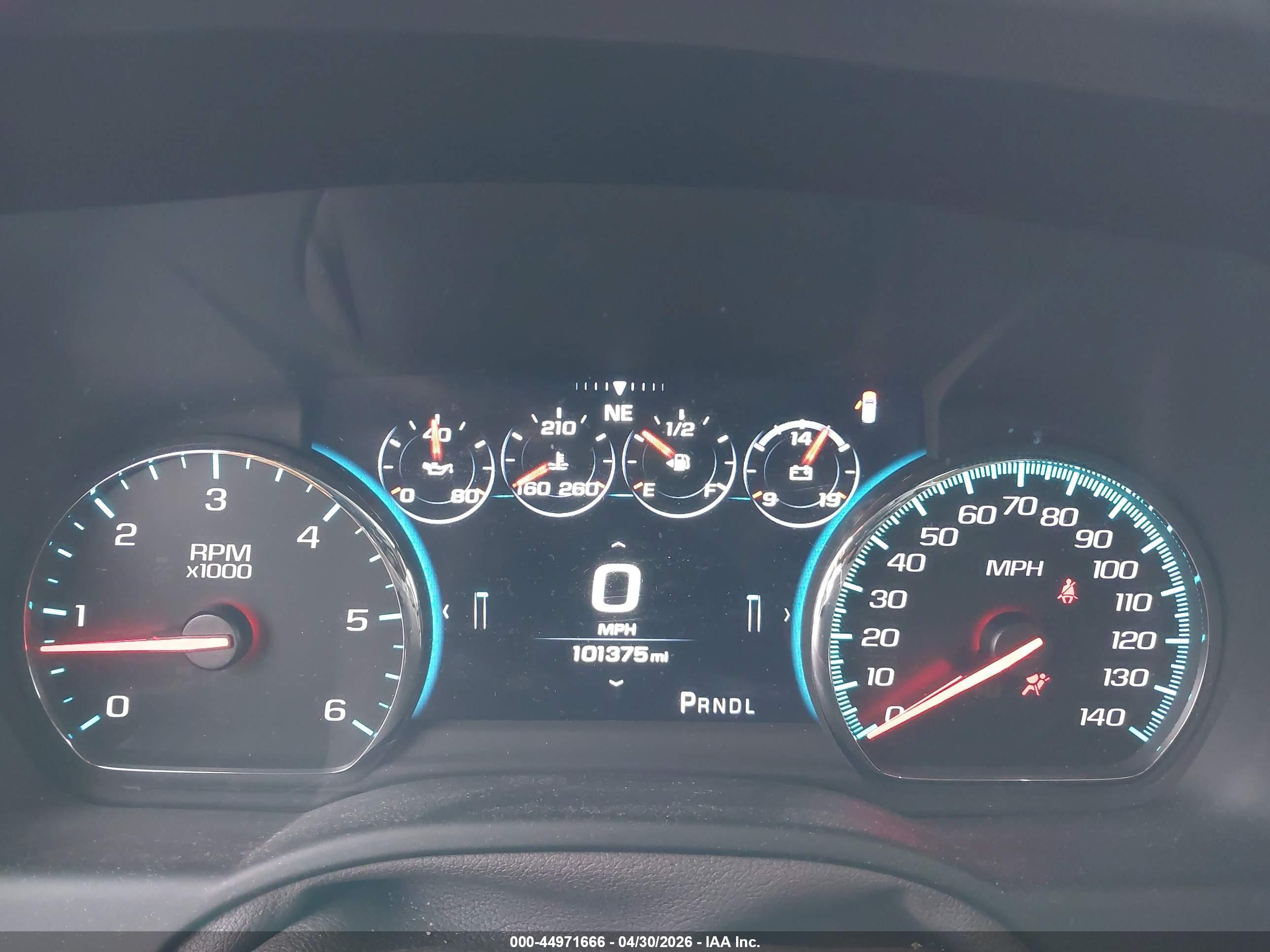 CHEVROLET SUBURBAN image 7
