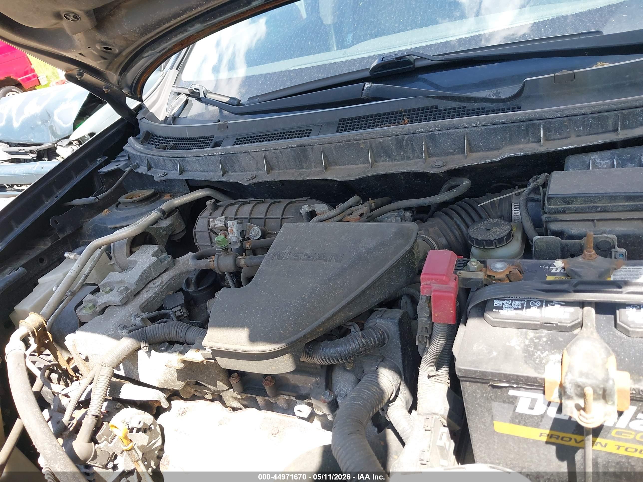 NISSAN ROGUE image 10