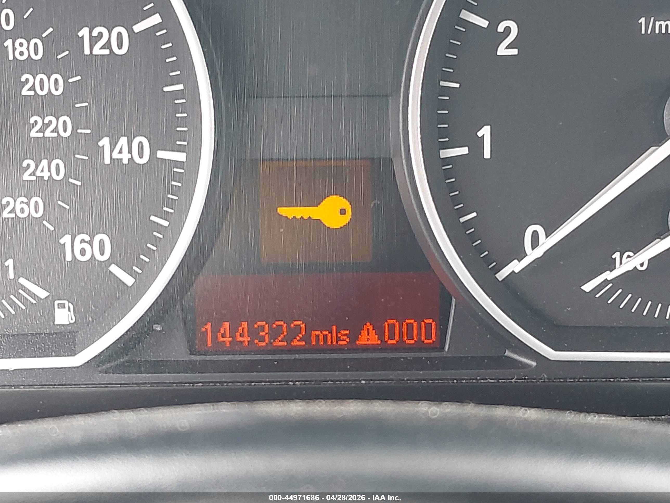 BMW 135I image 7