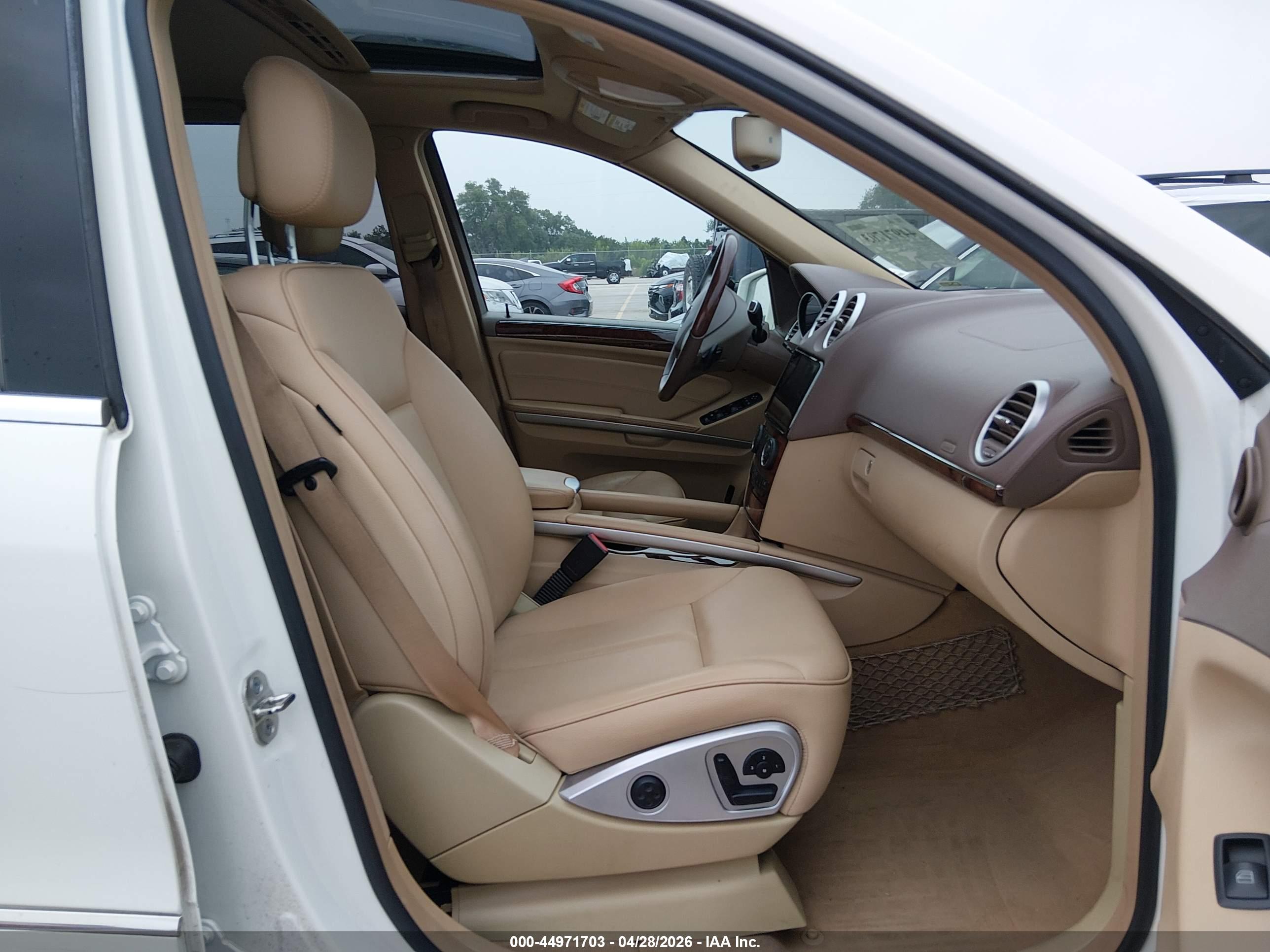 MERCEDES-BENZ GL image 5