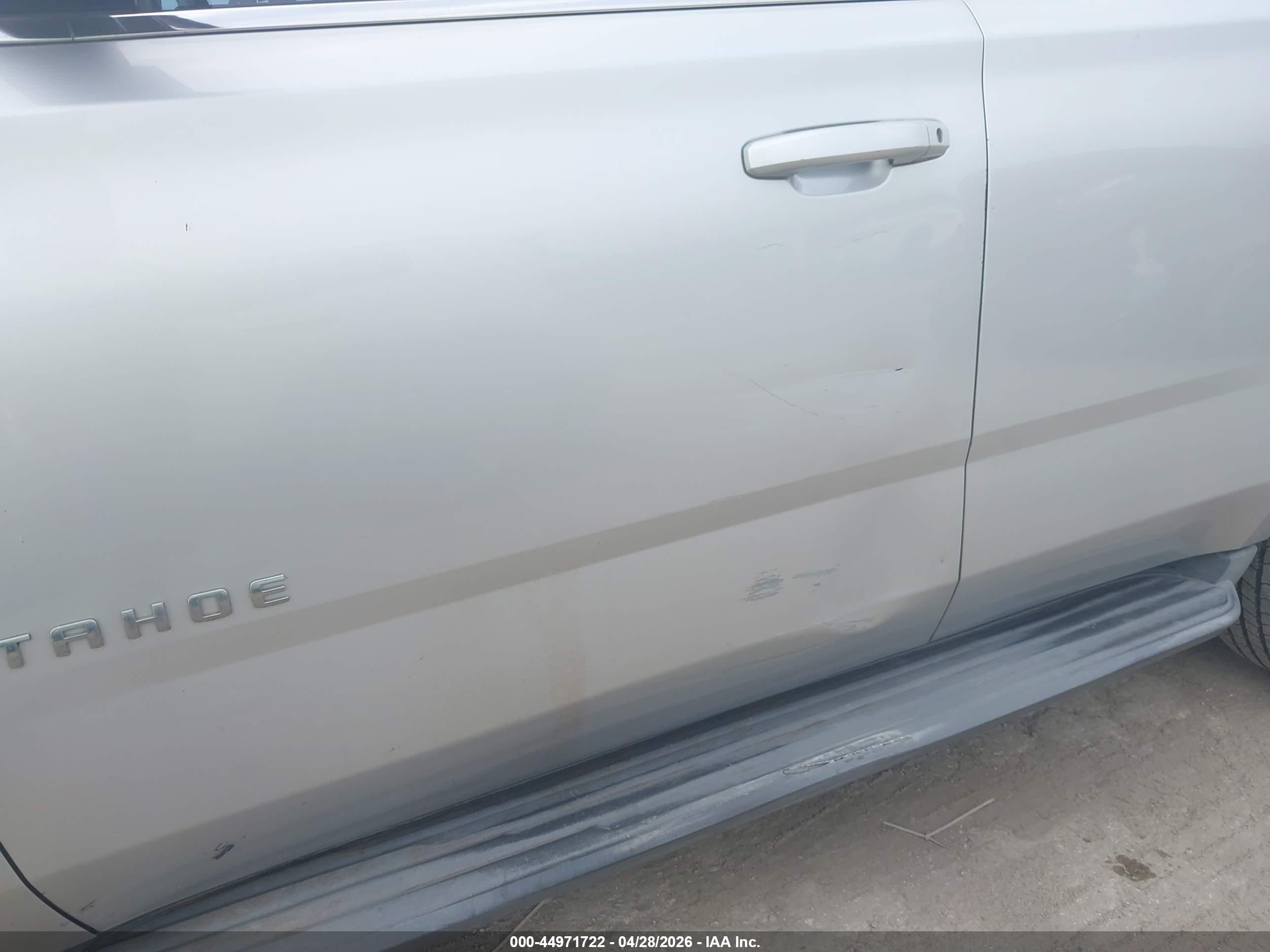 CHEVROLET TAHOE image 6