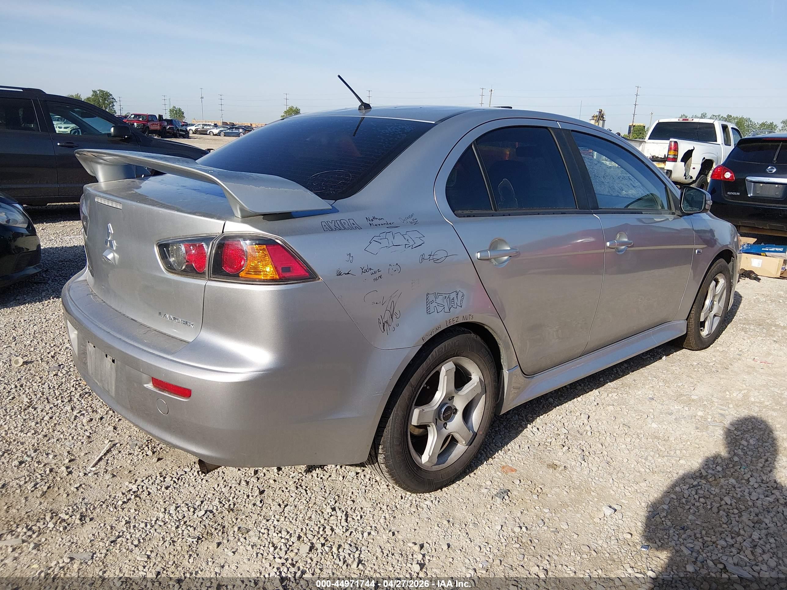 MITSUBISHI LANCER image 4