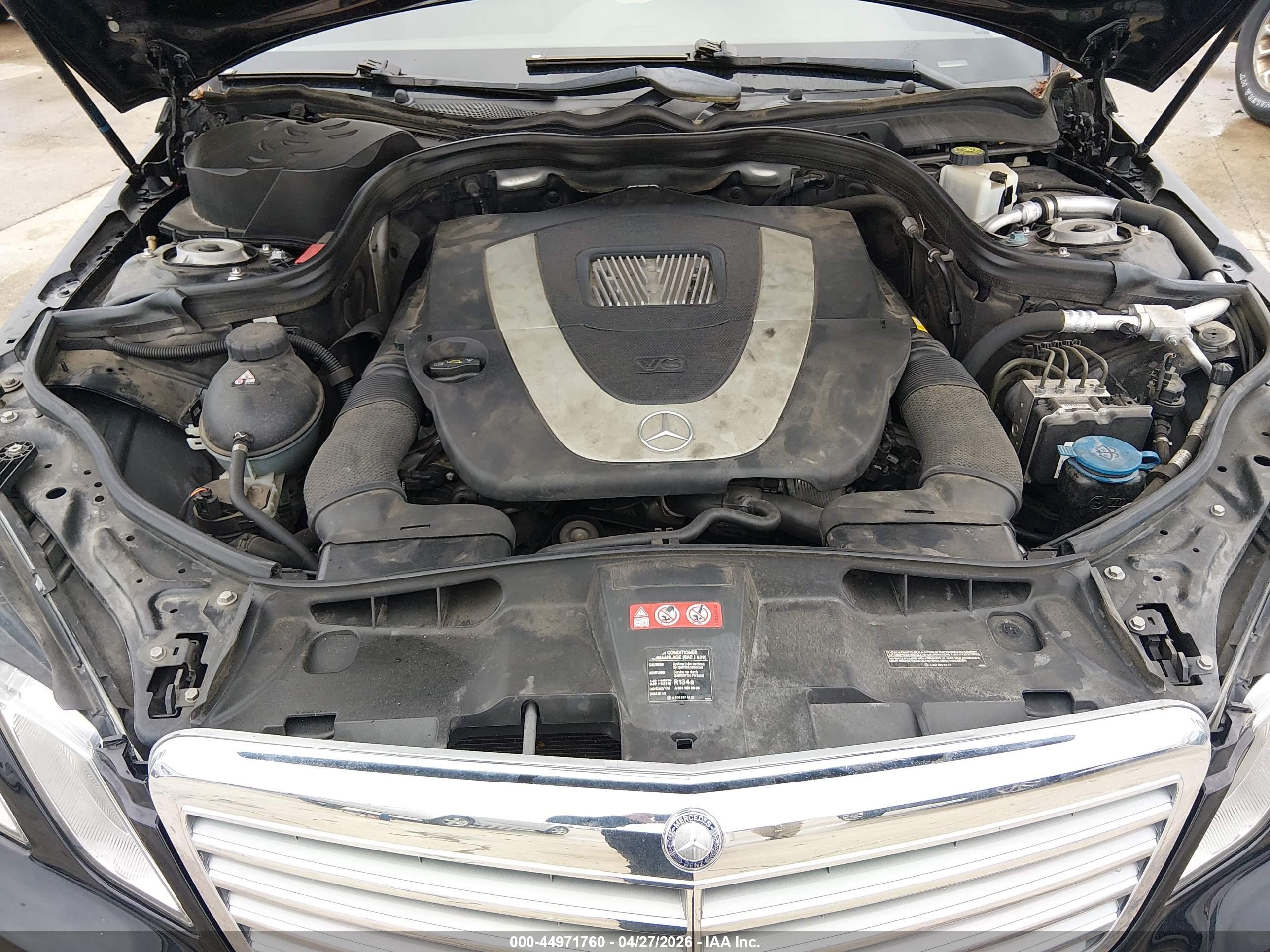 MERCEDES-BENZ E image 10