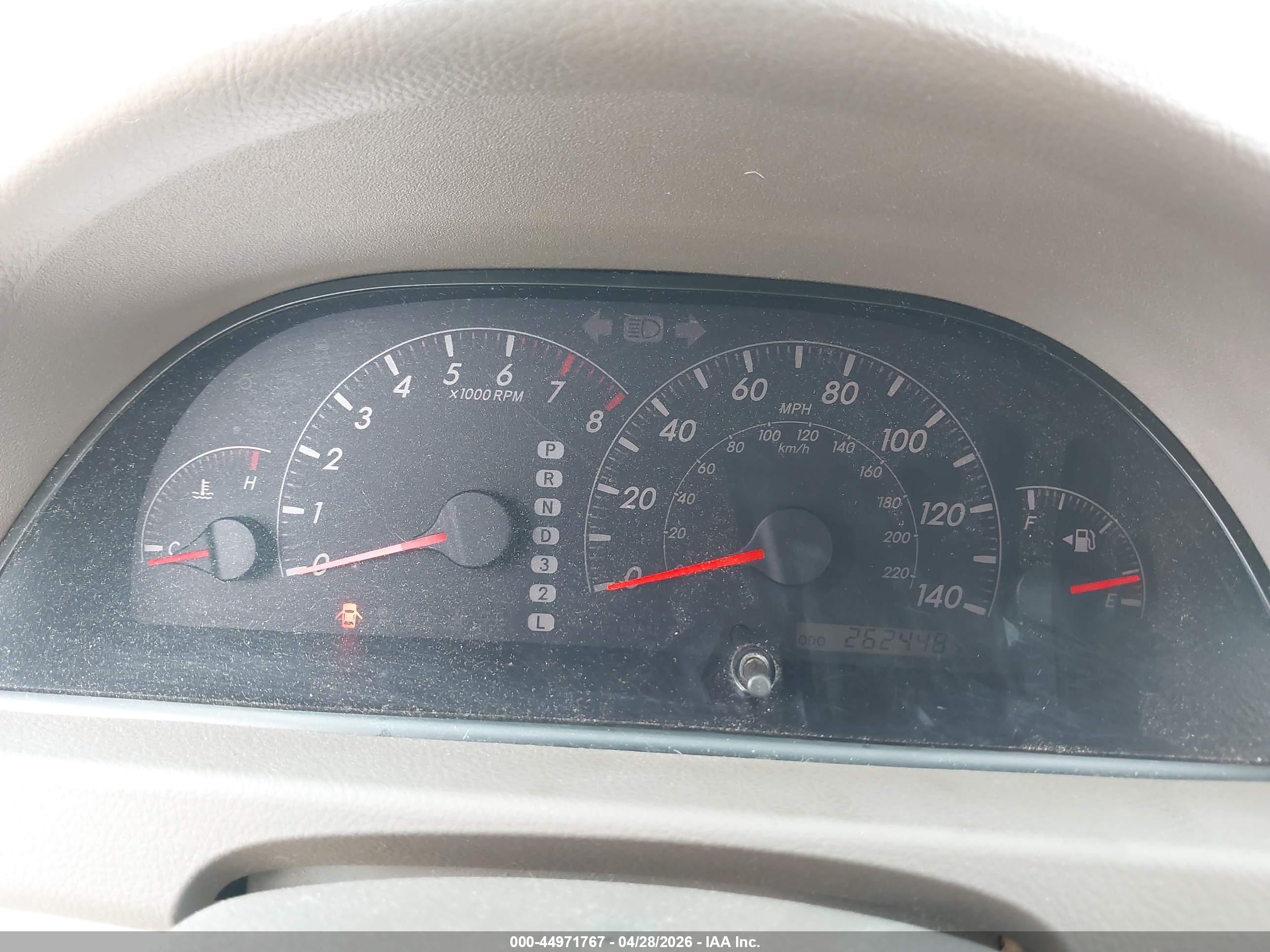 TOYOTA CAMRY image 7