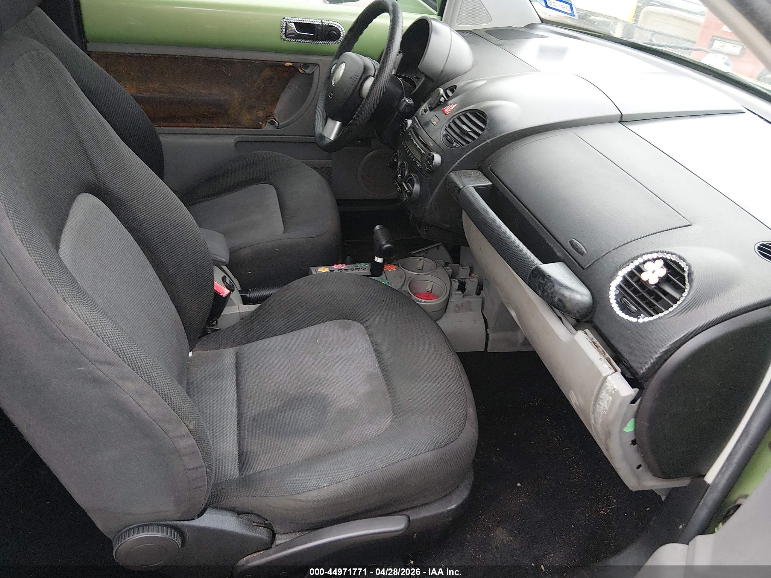 VOLKSWAGEN NEW image 5