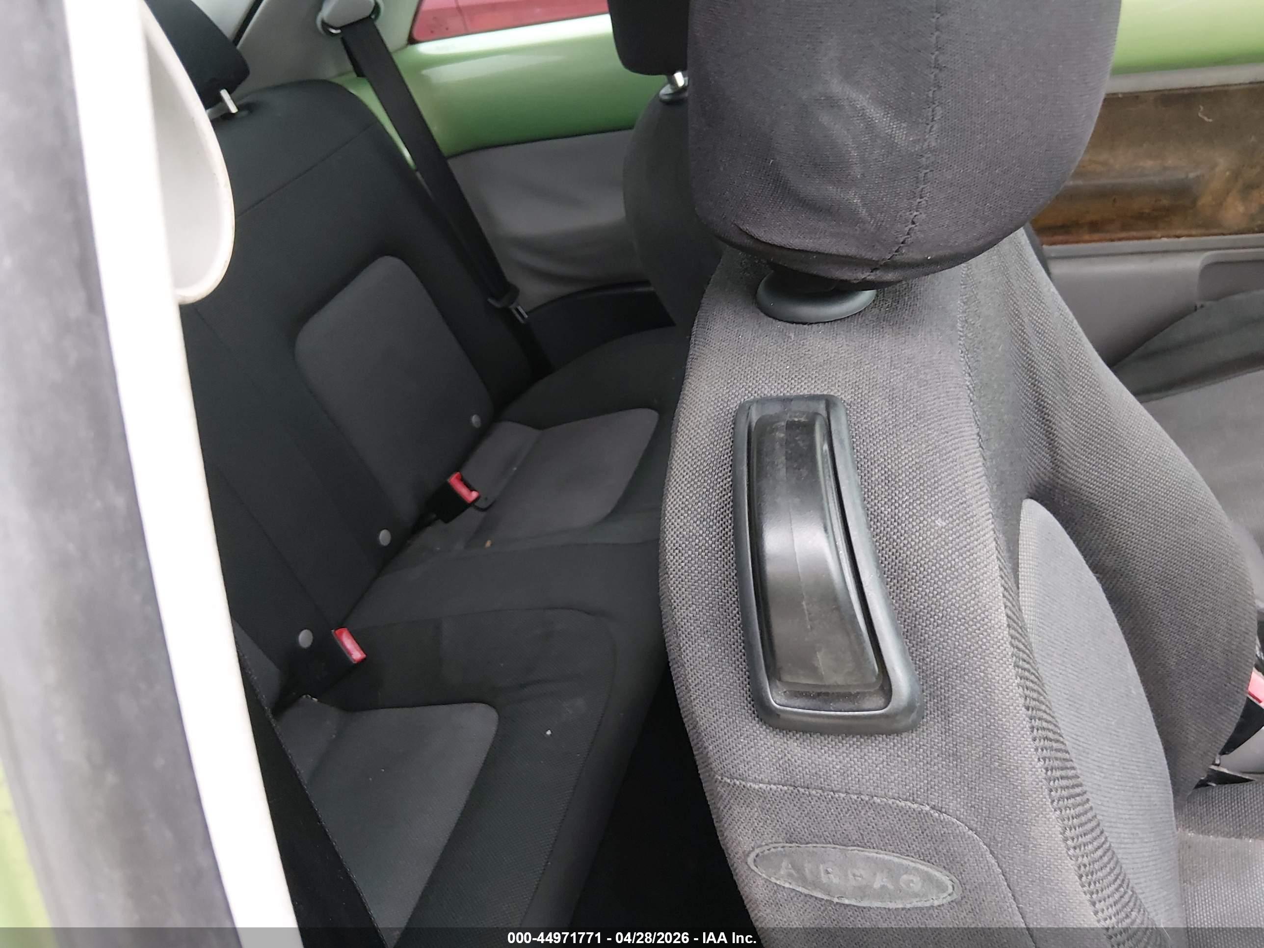 VOLKSWAGEN NEW image 8