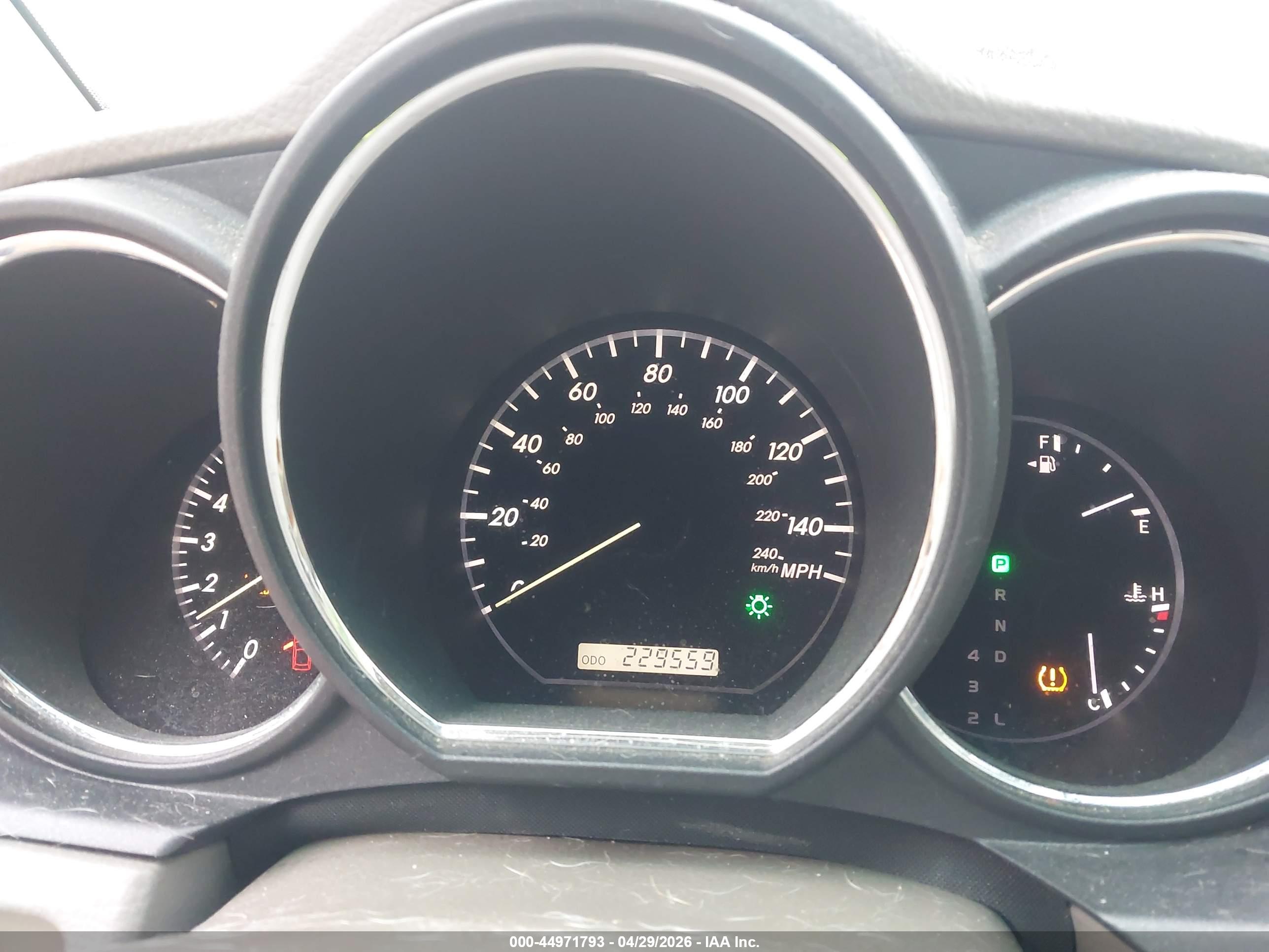 LEXUS RX image 7