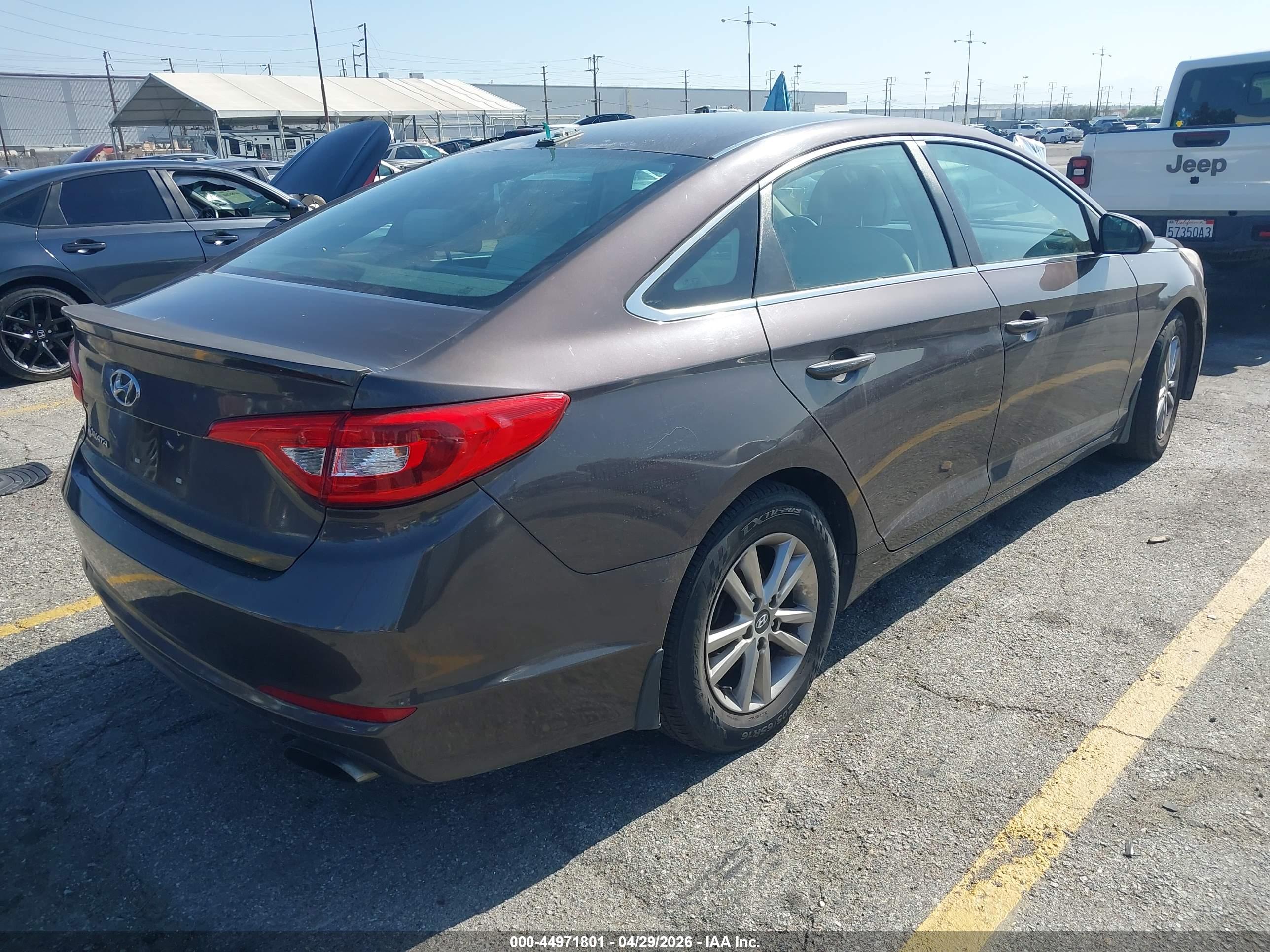 HYUNDAI SONATA image 4