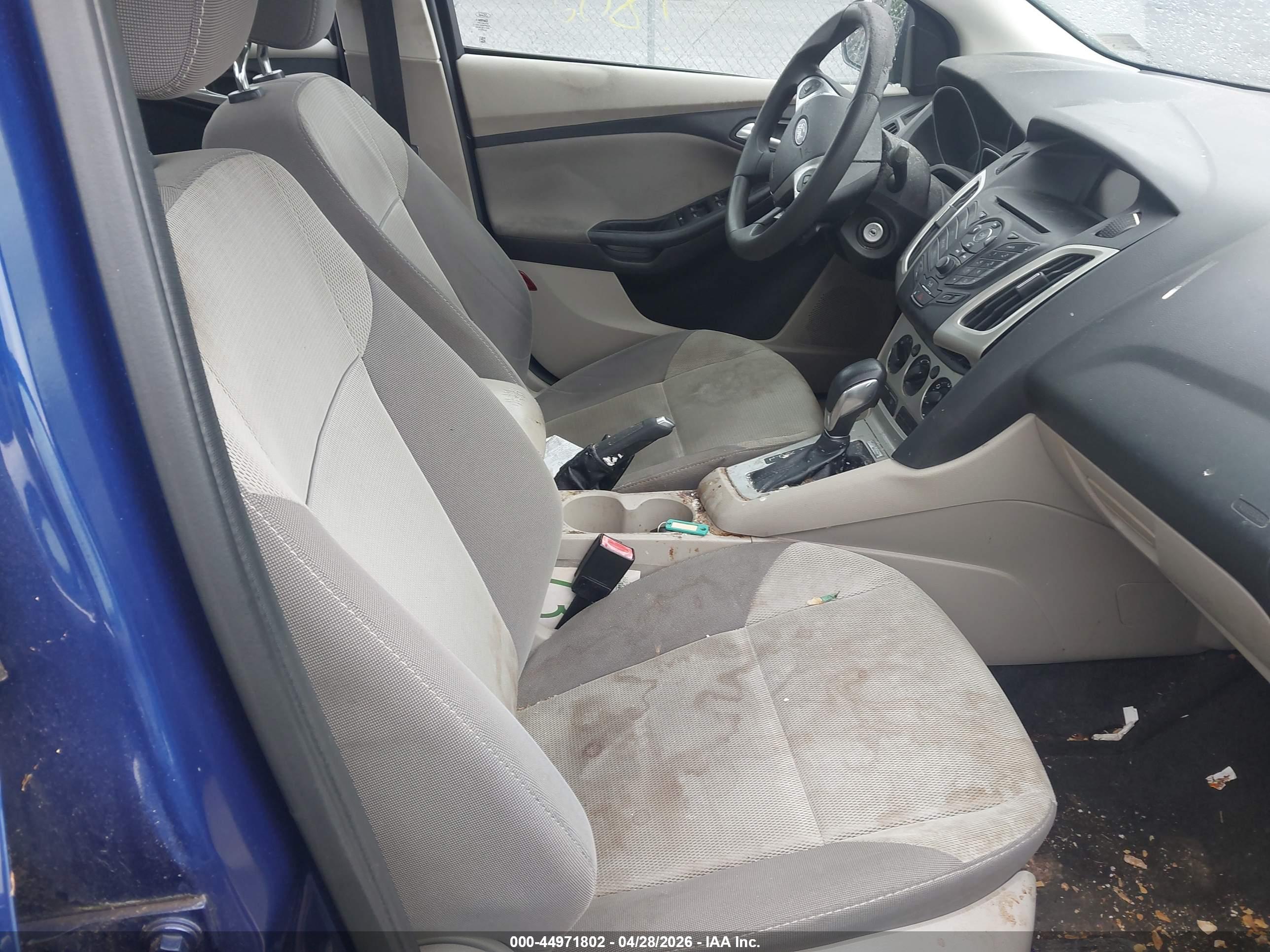 FORD FOCUS image 5