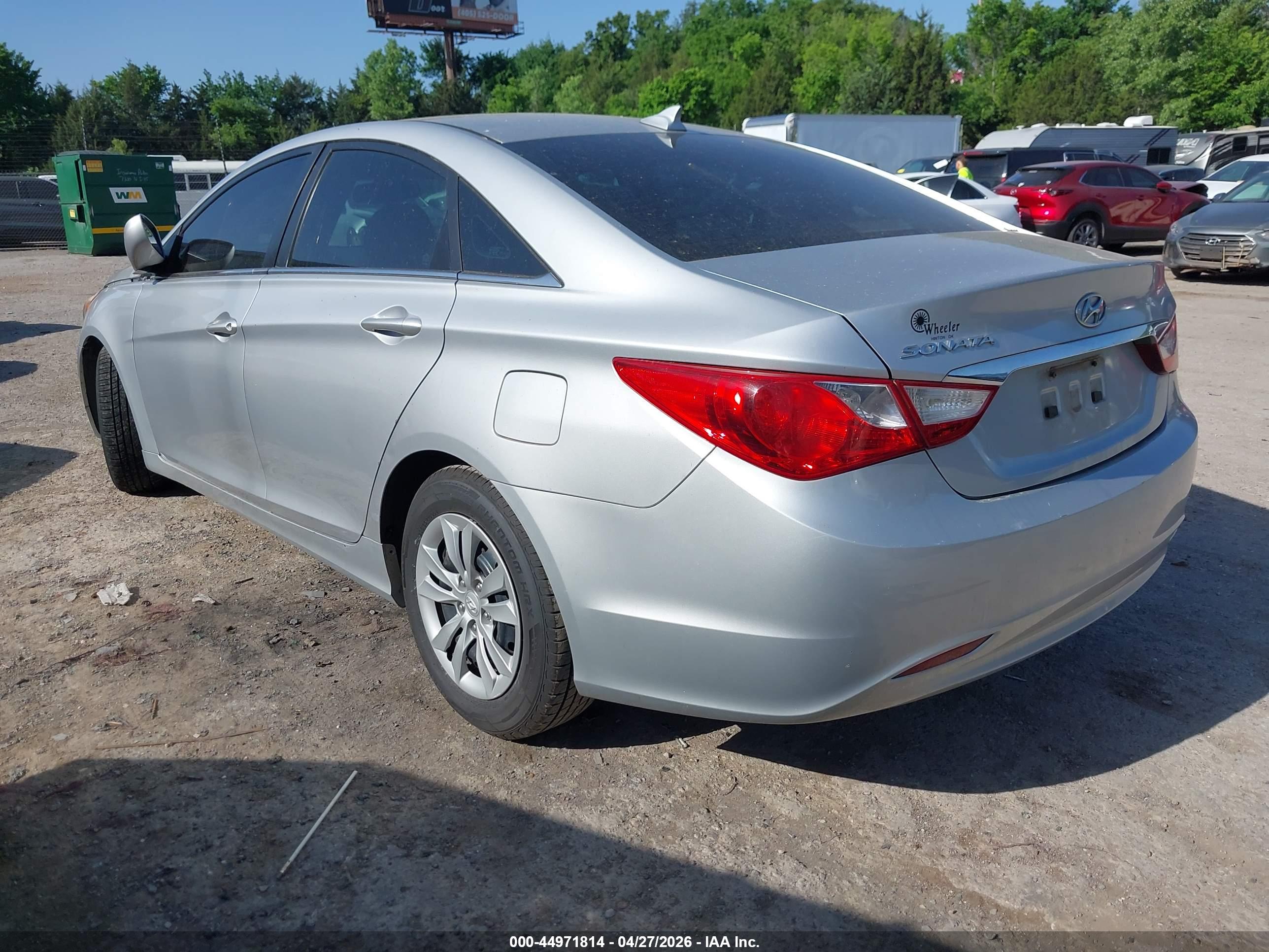 HYUNDAI SONATA image 3
