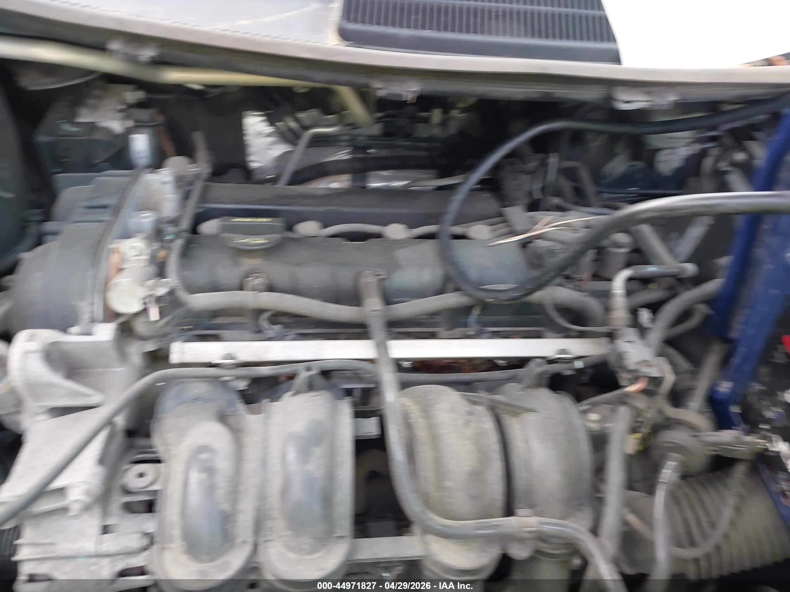 FORD FIESTA image 10
