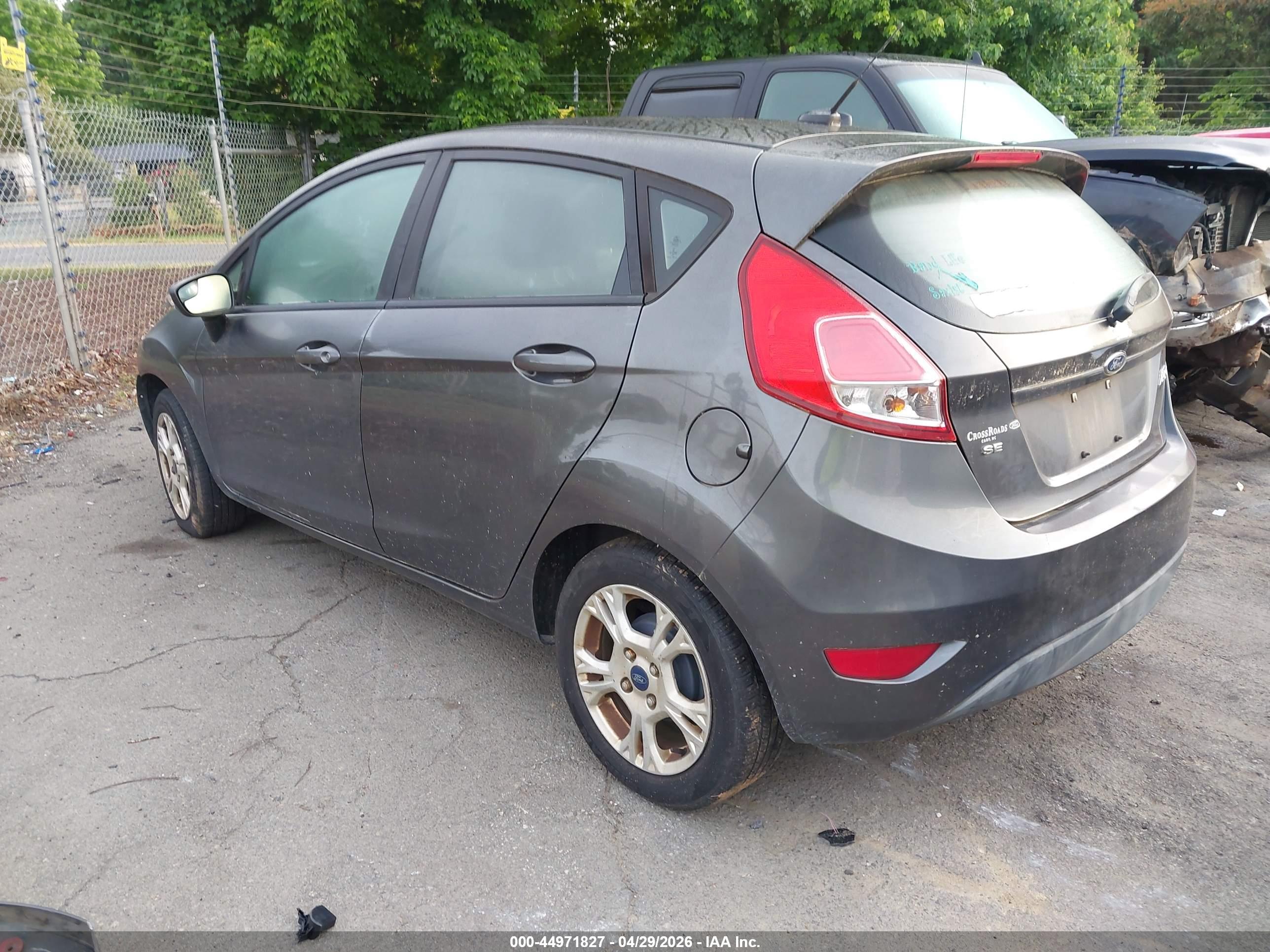 FORD FIESTA image 3