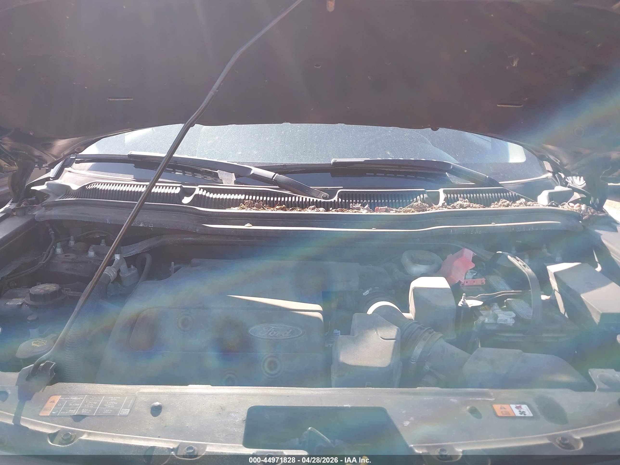 FORD EXPLORER image 10