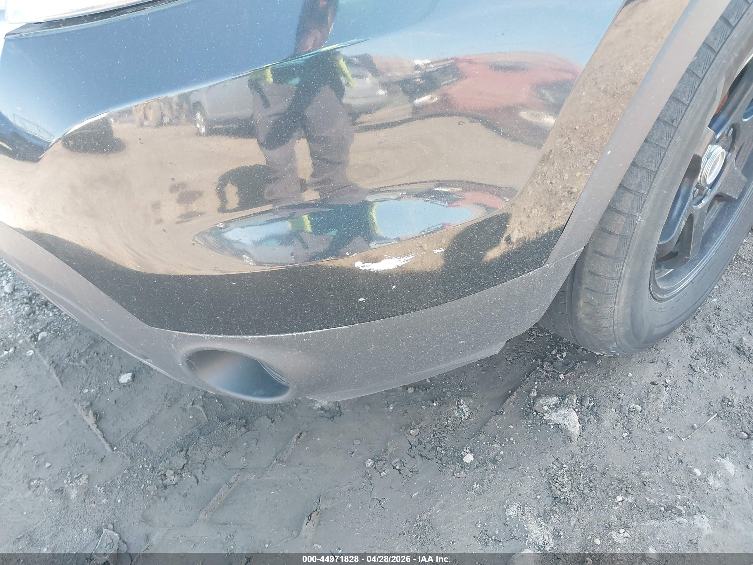 FORD EXPLORER image 6