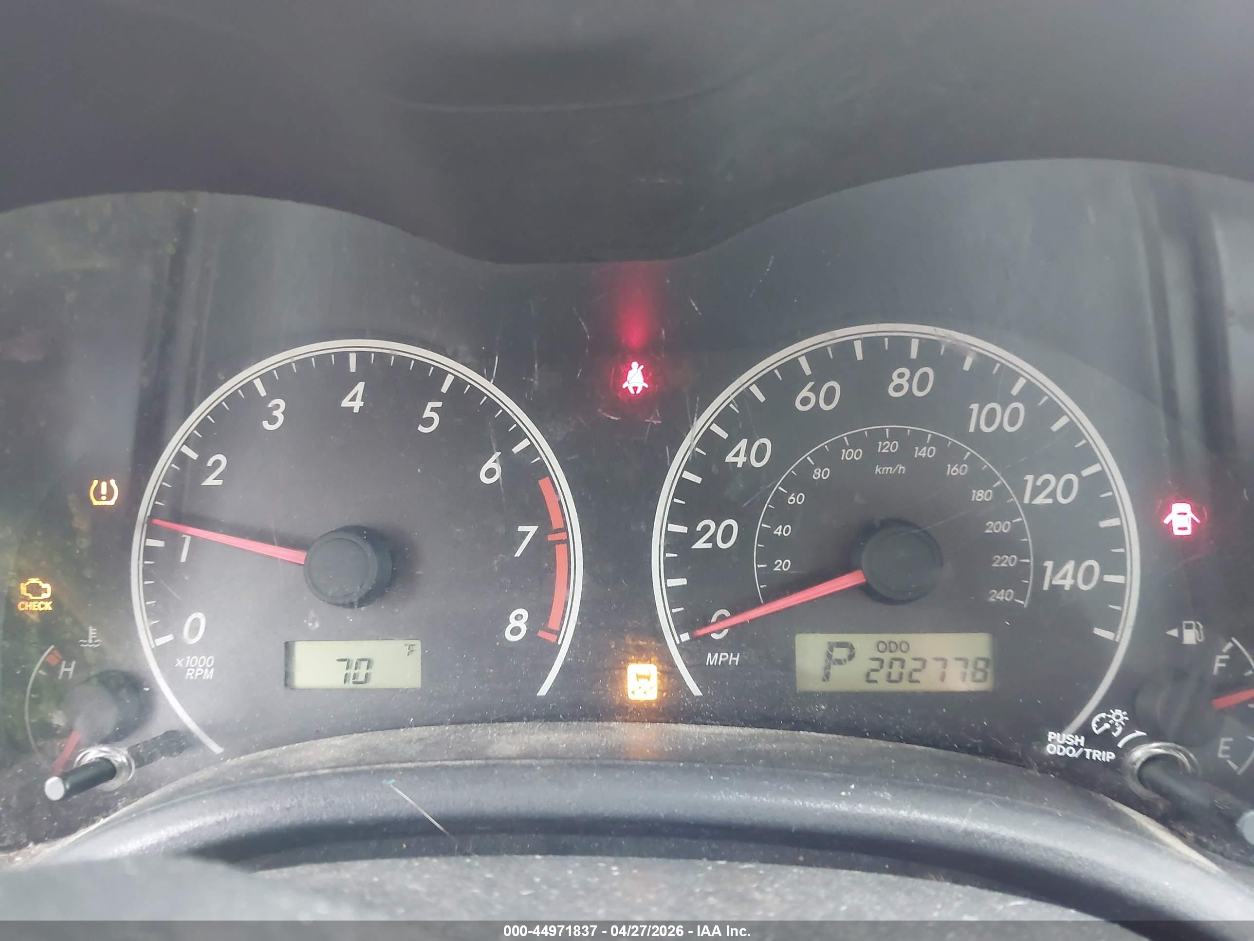 TOYOTA COROLLA image 7