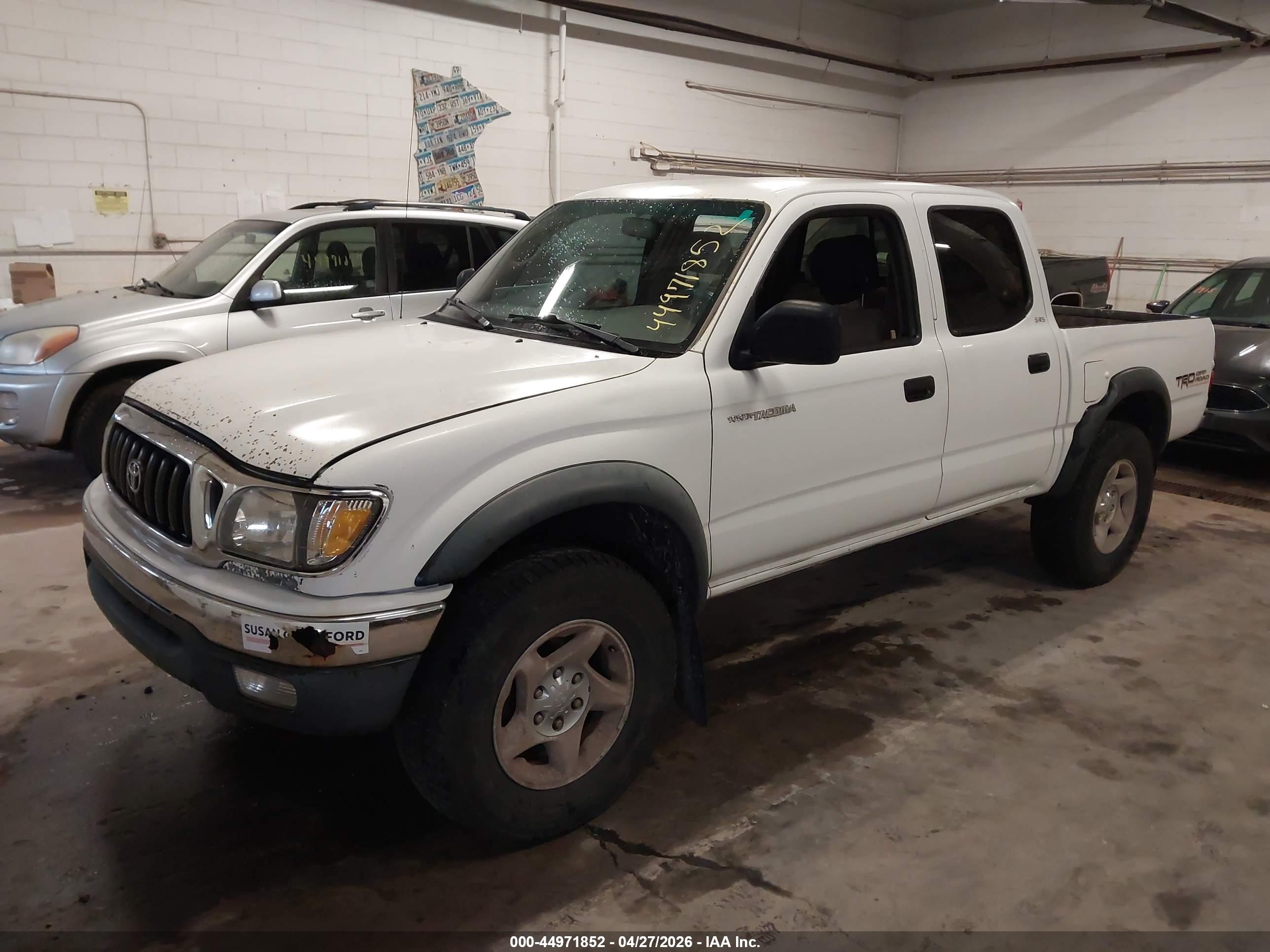 TOYOTA TACOMA image 2
