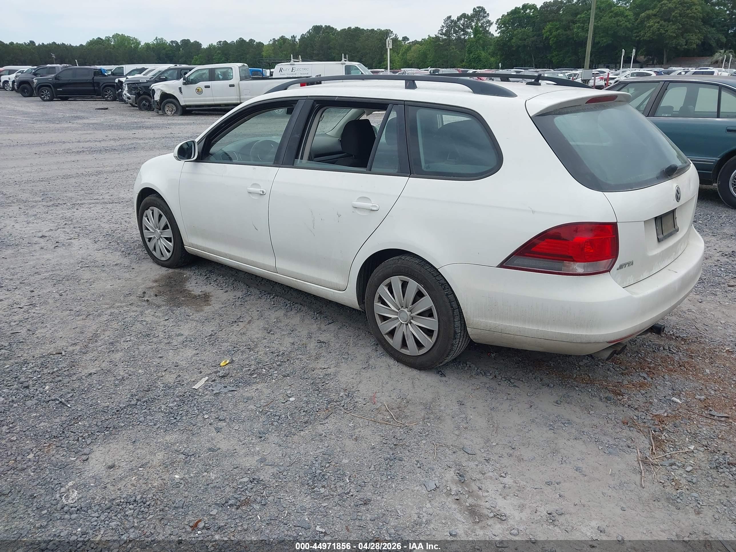 VOLKSWAGEN JETTA image 3