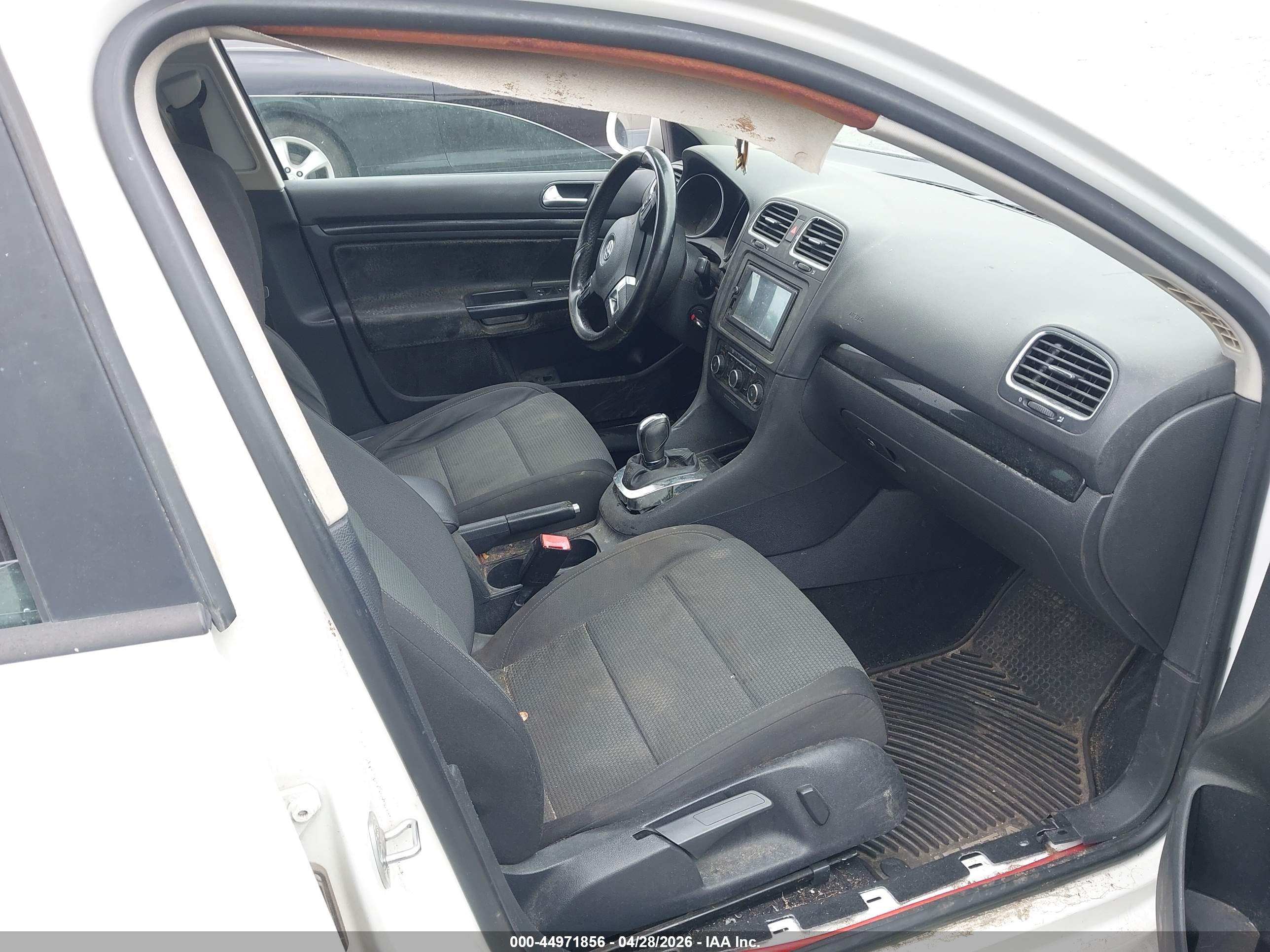 VOLKSWAGEN JETTA image 5