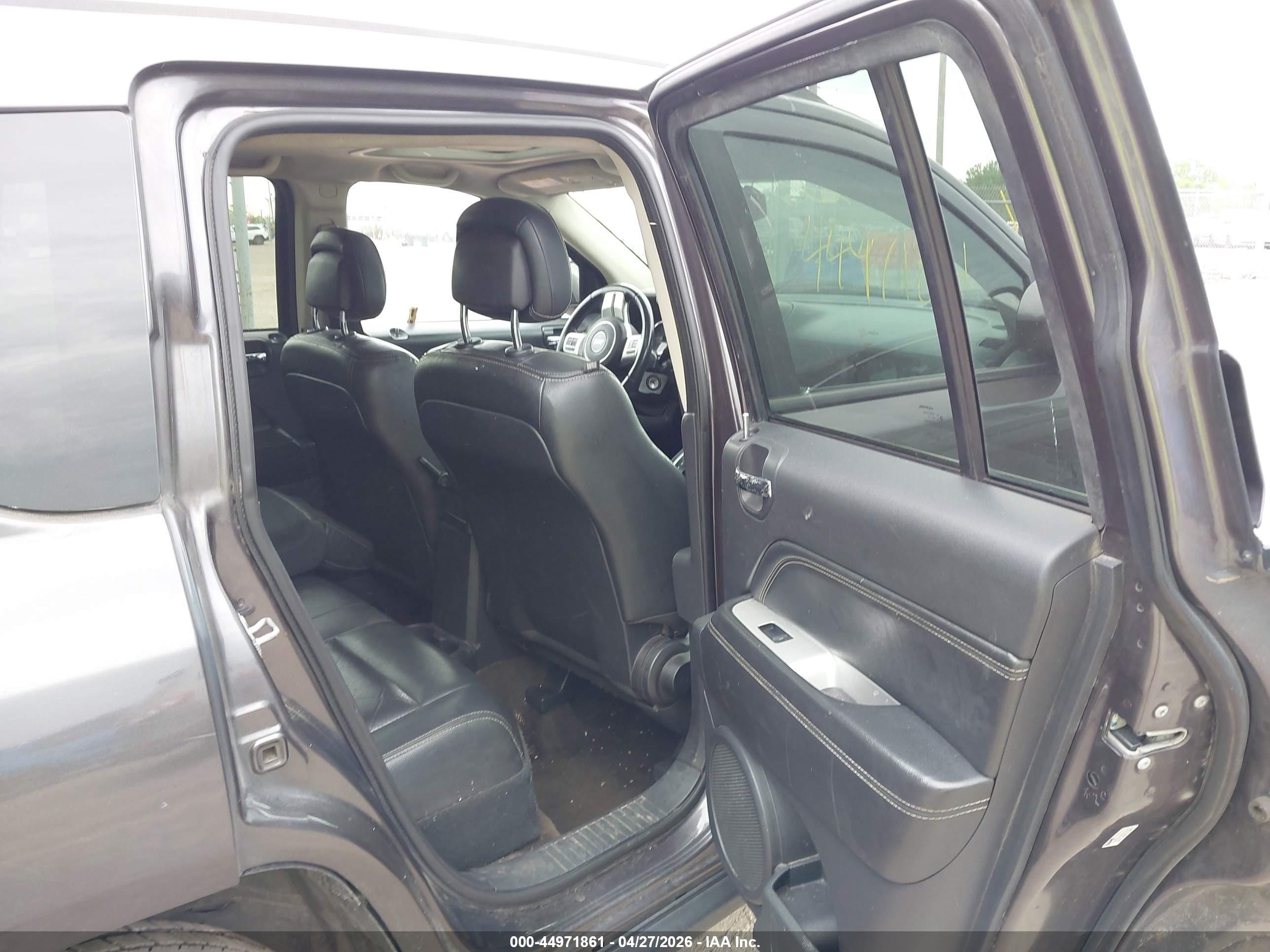 JEEP COMPASS image 8