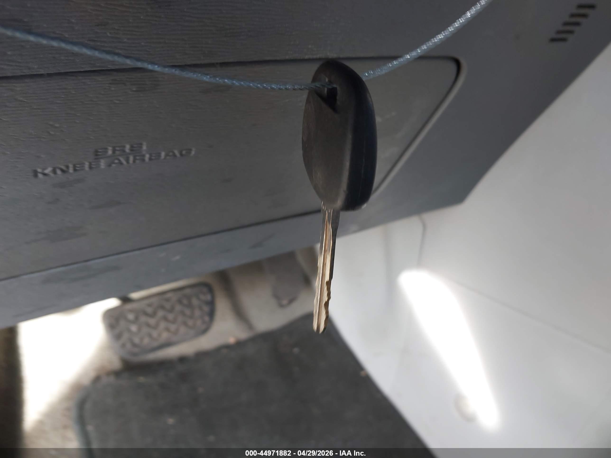 TOYOTA SIENNA image 11