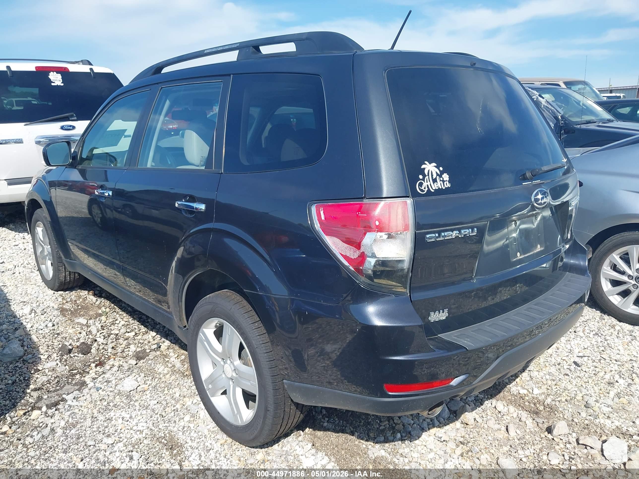 SUBARU FORESTER image 3